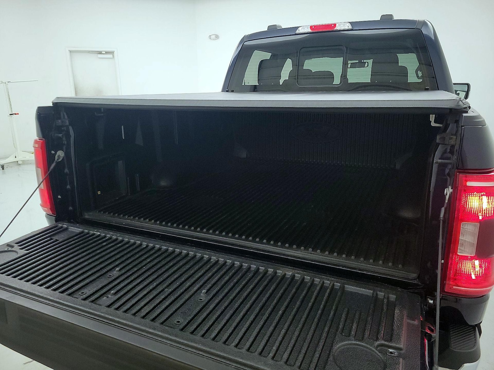 2023 Ford F-150 XLT - Photo 22