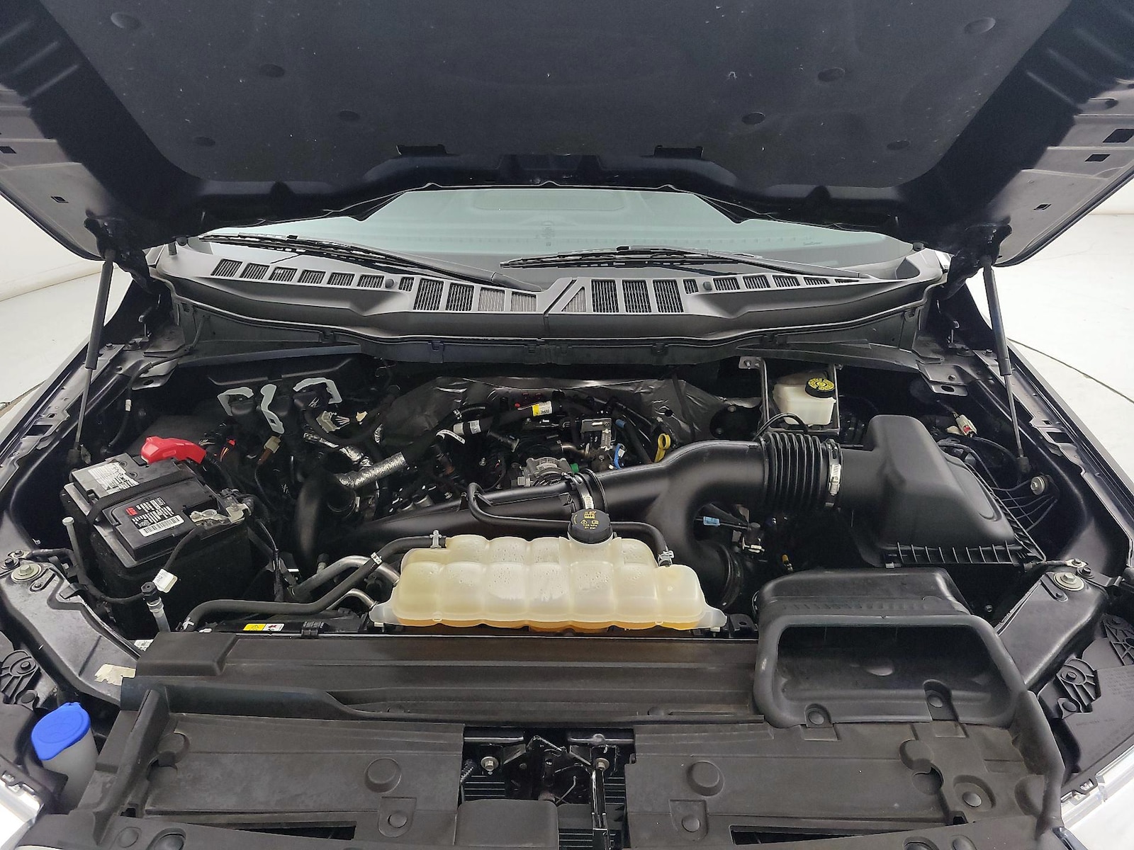 2023 Ford F-150 XLT - Photo 23
