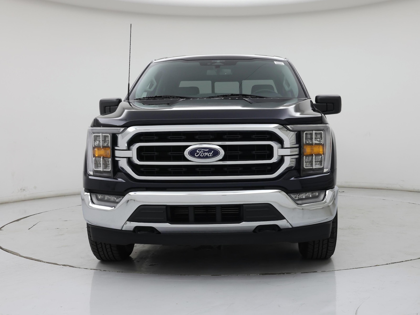 2023 Ford F-150 XLT - Photo 6
