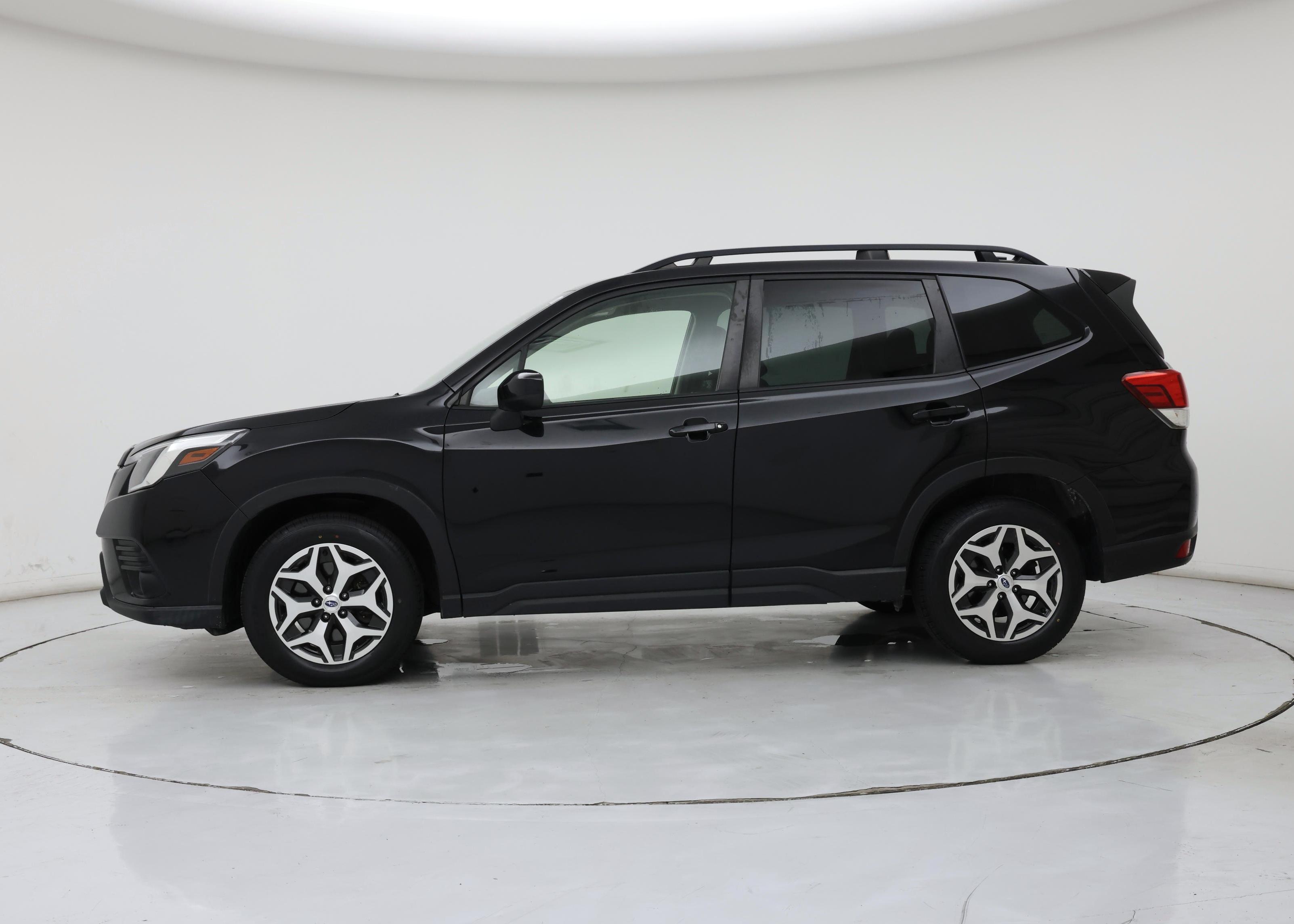 Thumbnail: 2022 Subaru Forester - 3
