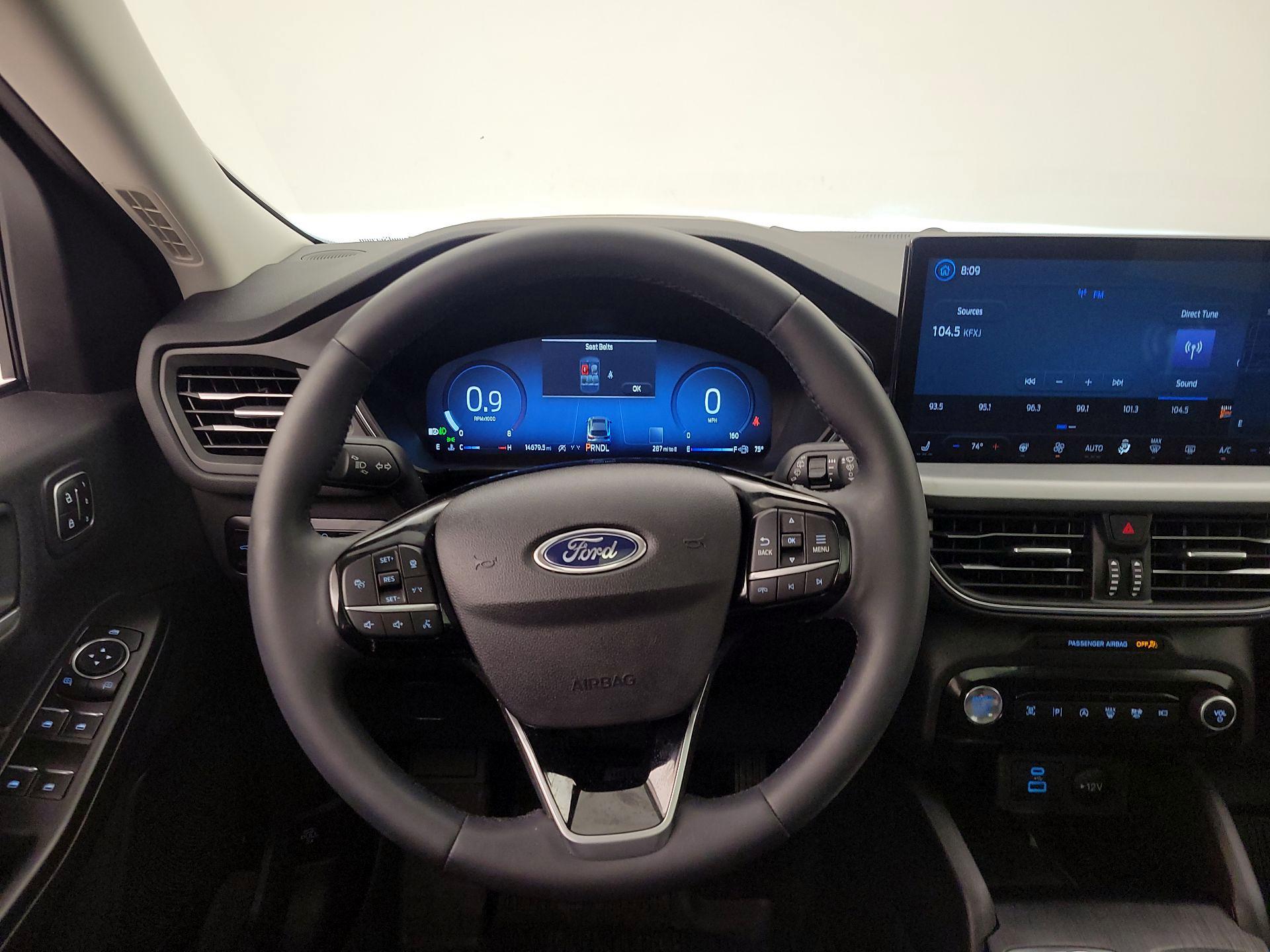 Thumbnail: 2023 Ford Escape - 10