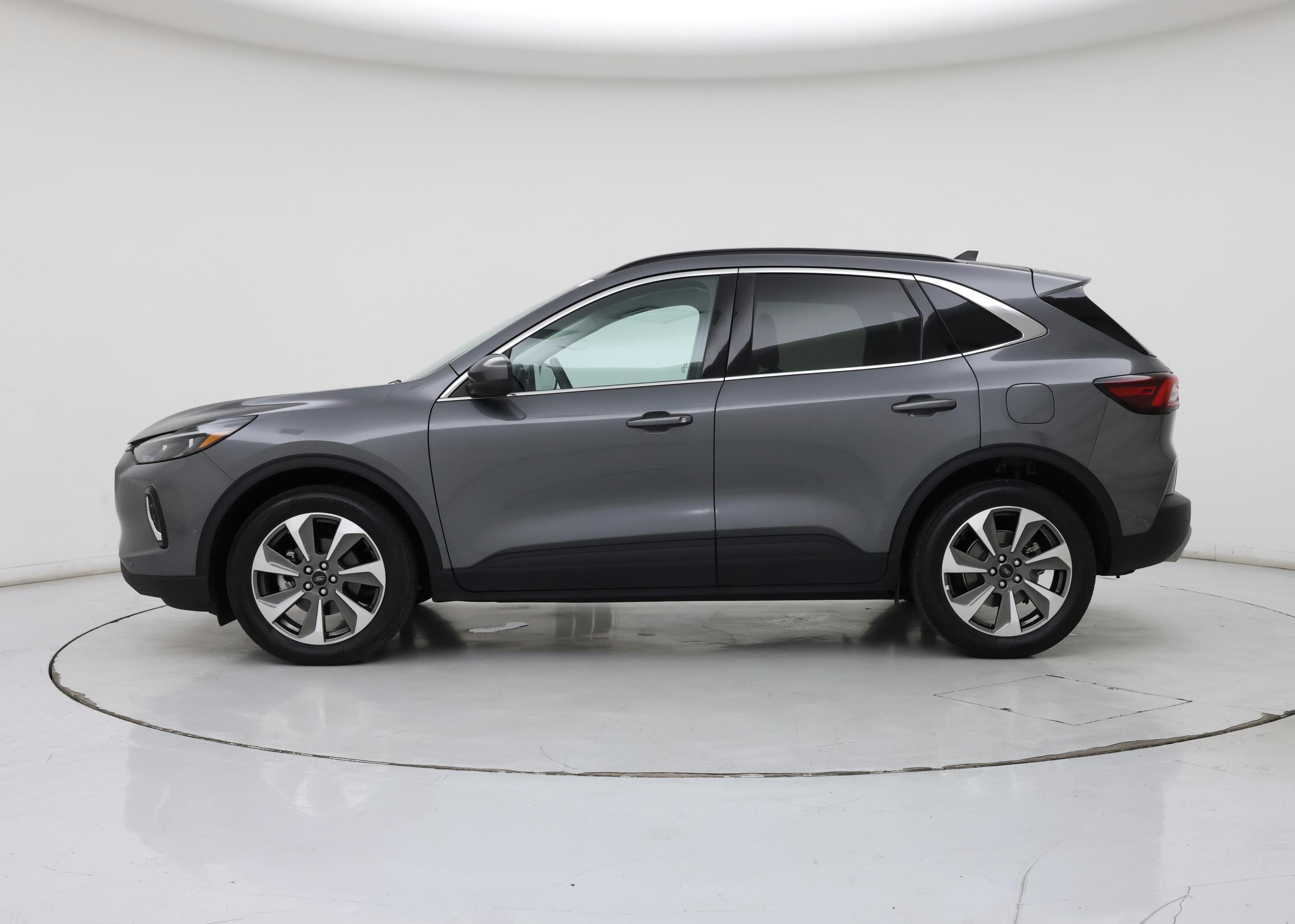 Thumbnail: 2023 Ford Escape - 3