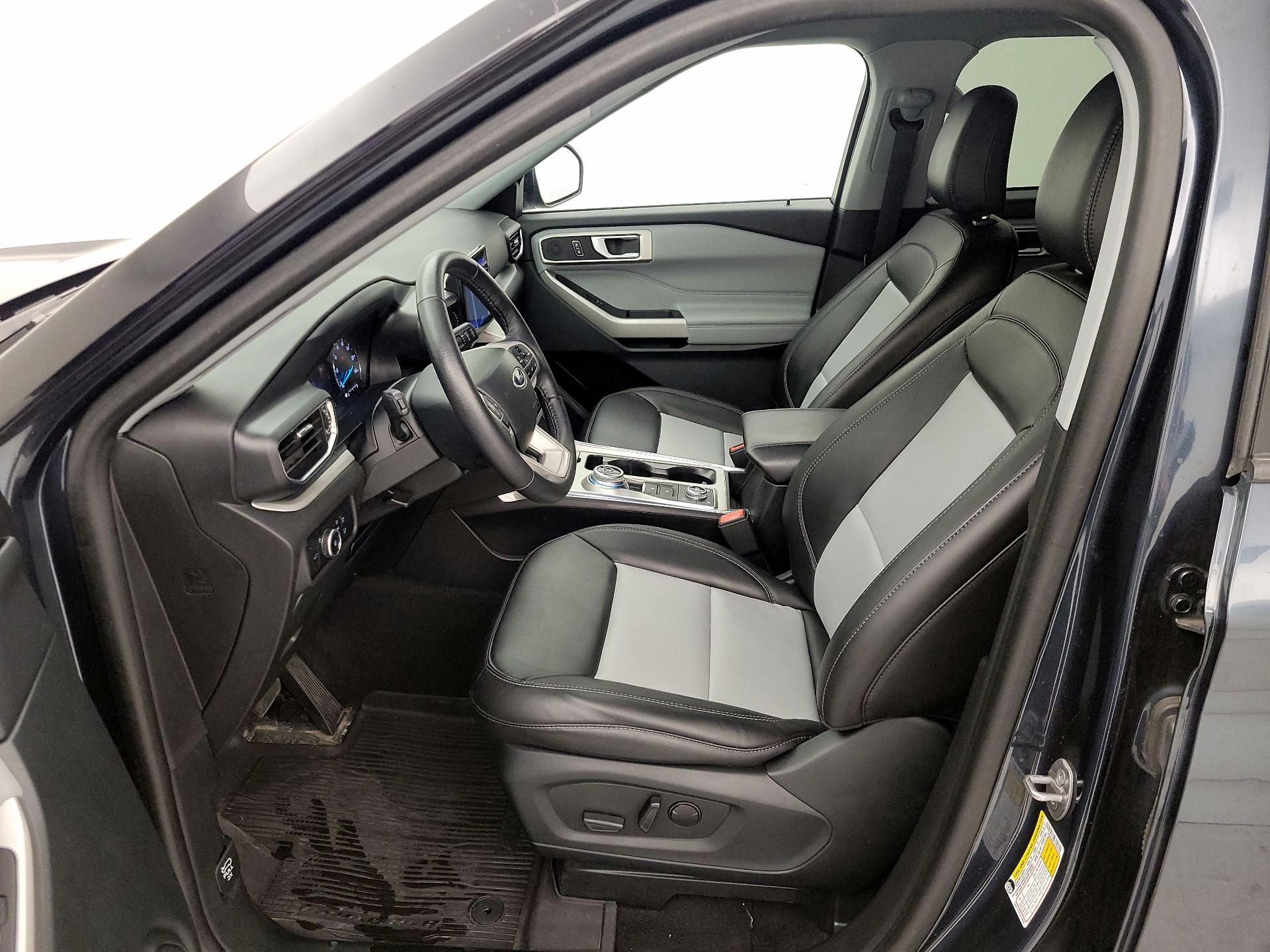 Thumbnail: 2023 Ford Explorer - 11