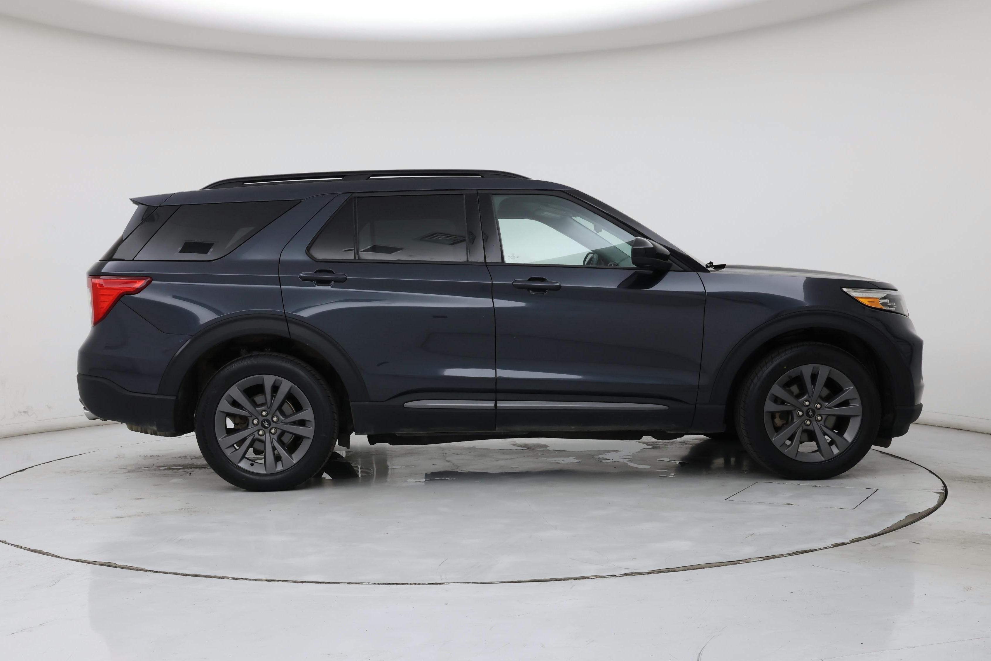Thumbnail: 2023 Ford Explorer - 7
