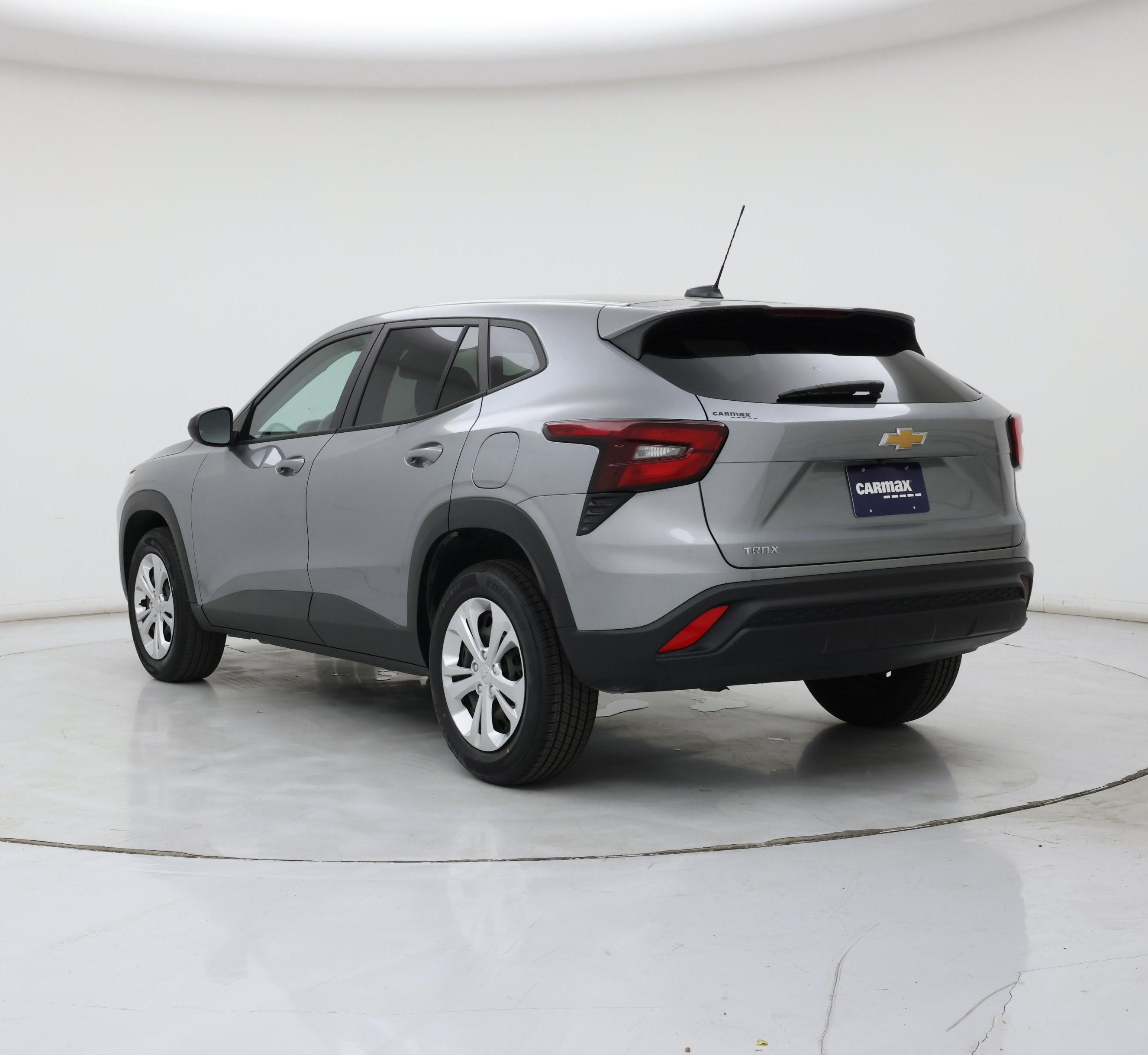 Thumbnail: 2024 Chevrolet Trax - 2