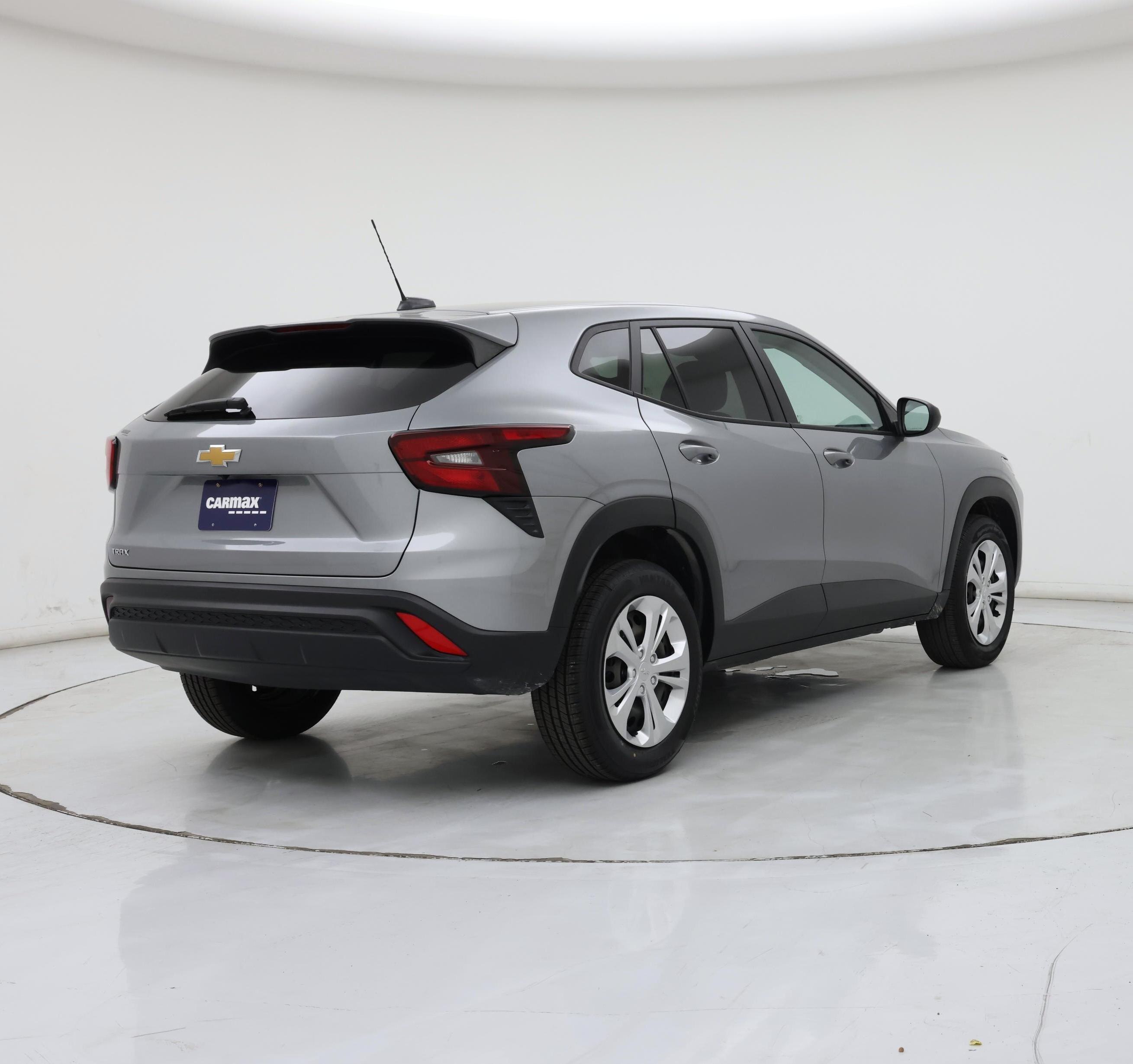 Thumbnail: 2024 Chevrolet Trax - 8