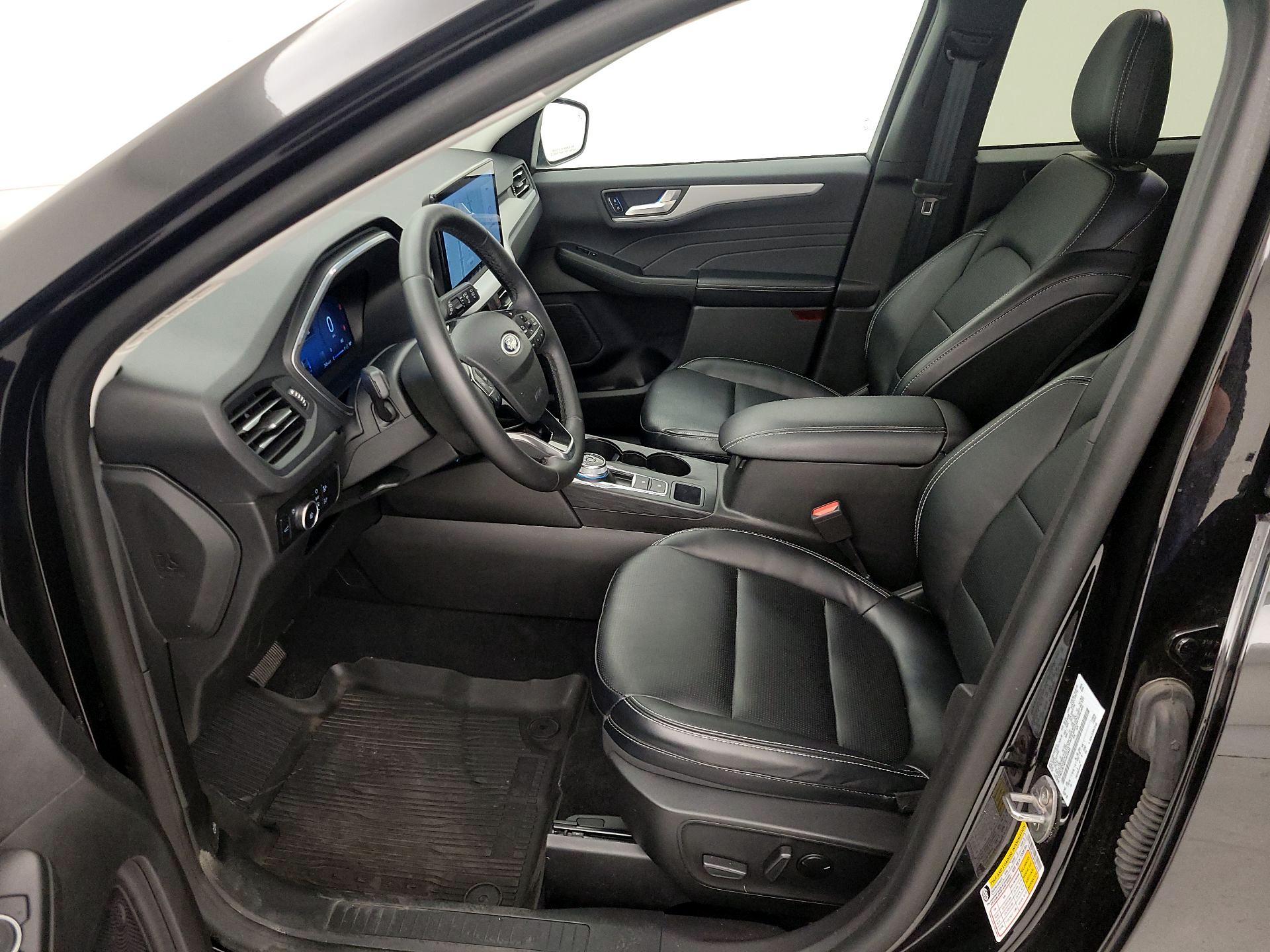 Thumbnail: 2023 Ford Escape - 11