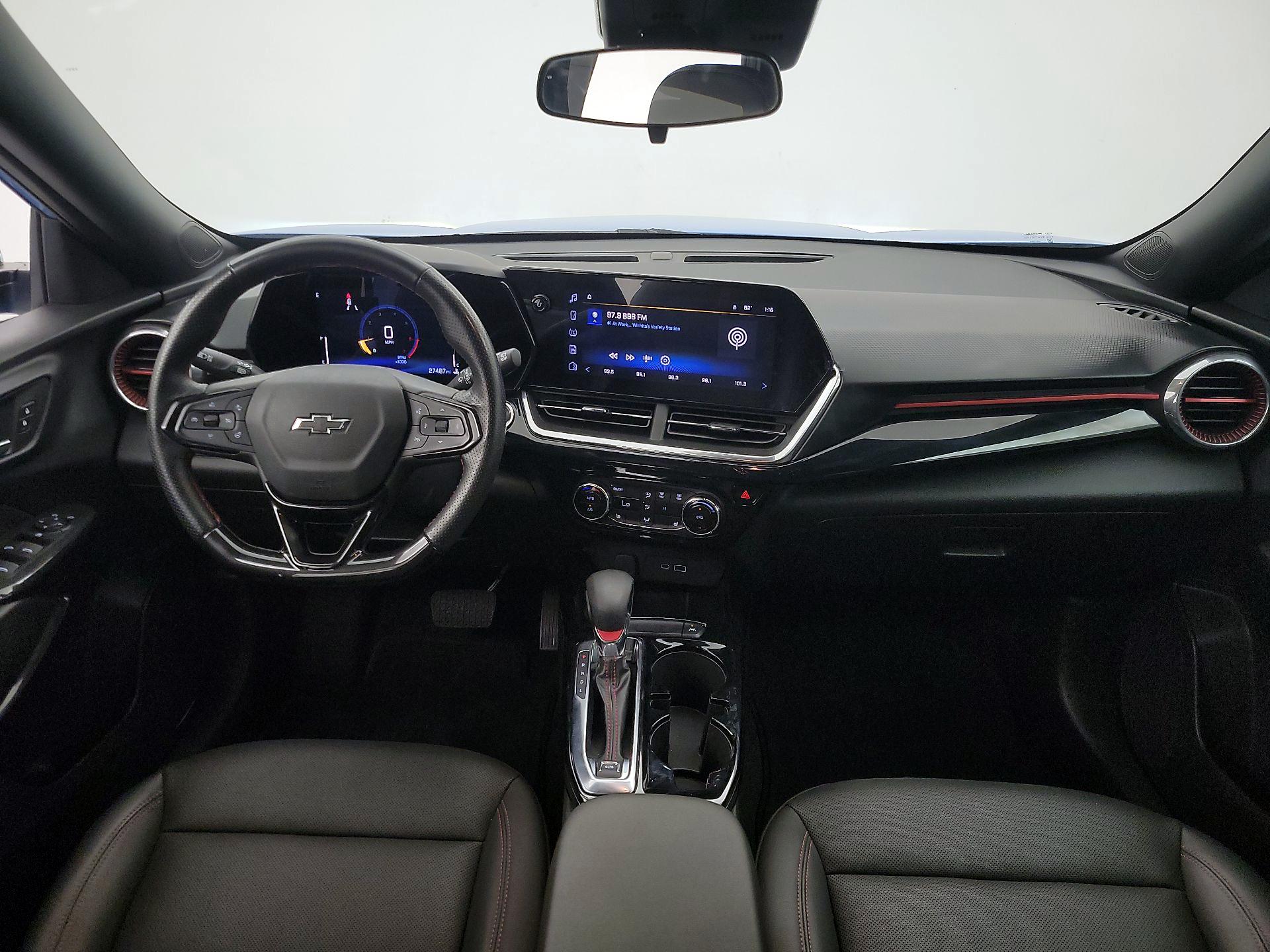 Thumbnail: 2024 Chevrolet Trax - 9