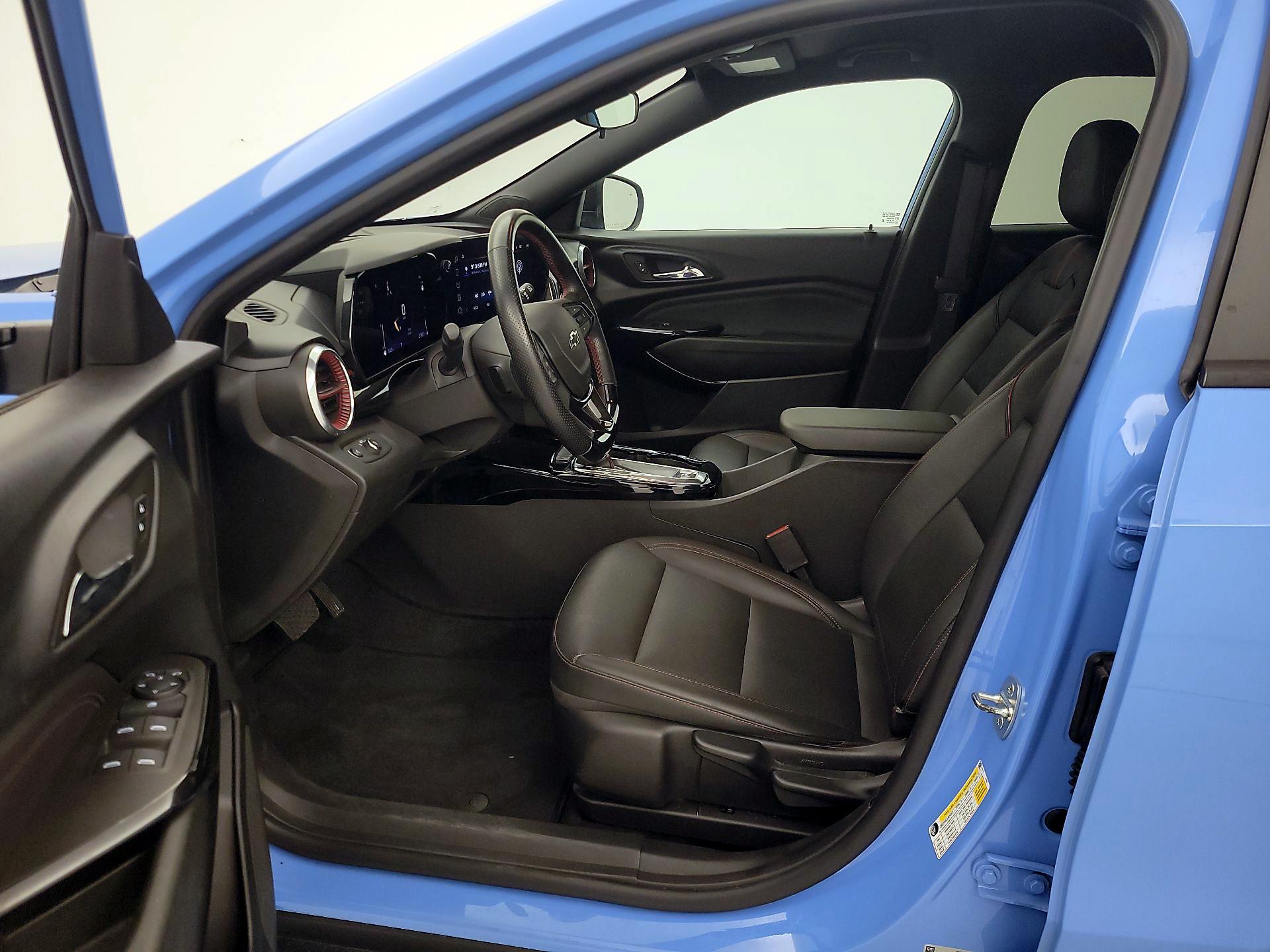Thumbnail: 2024 Chevrolet Trax - 11