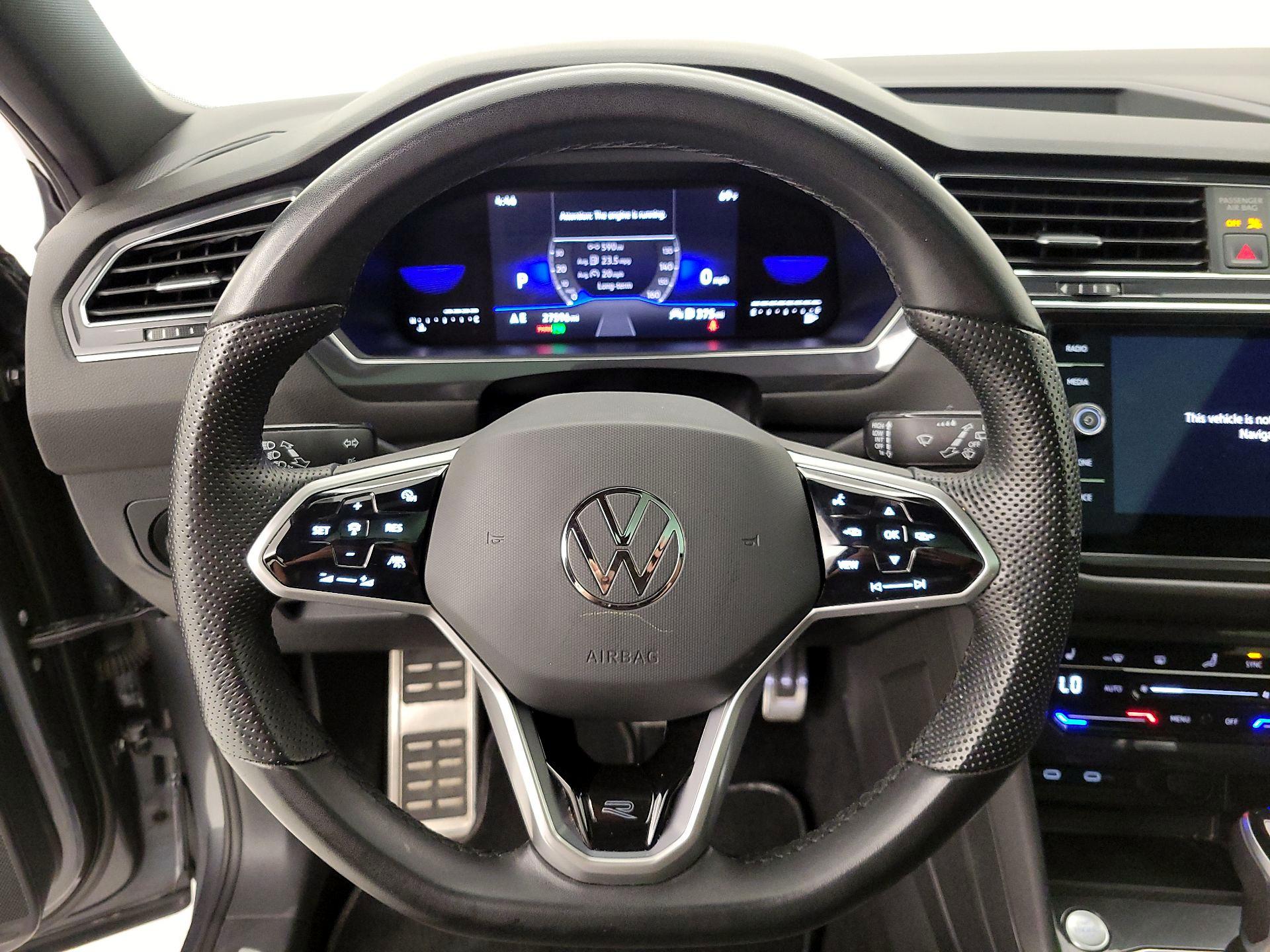 Thumbnail: 2023 Volkswagen Tiguan - 10