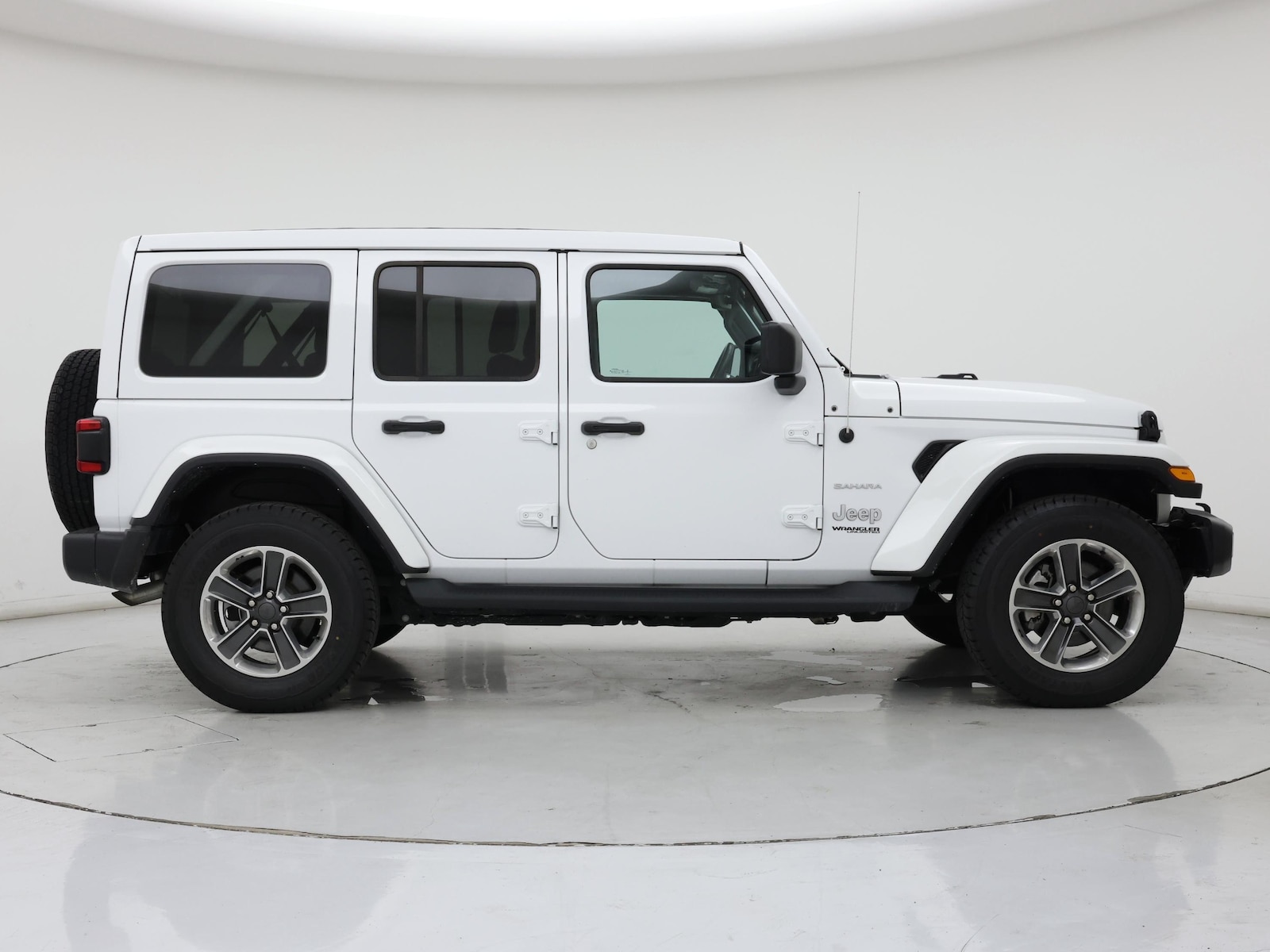 2022 Jeep Wrangler Unlimited Sahara - Photo 8