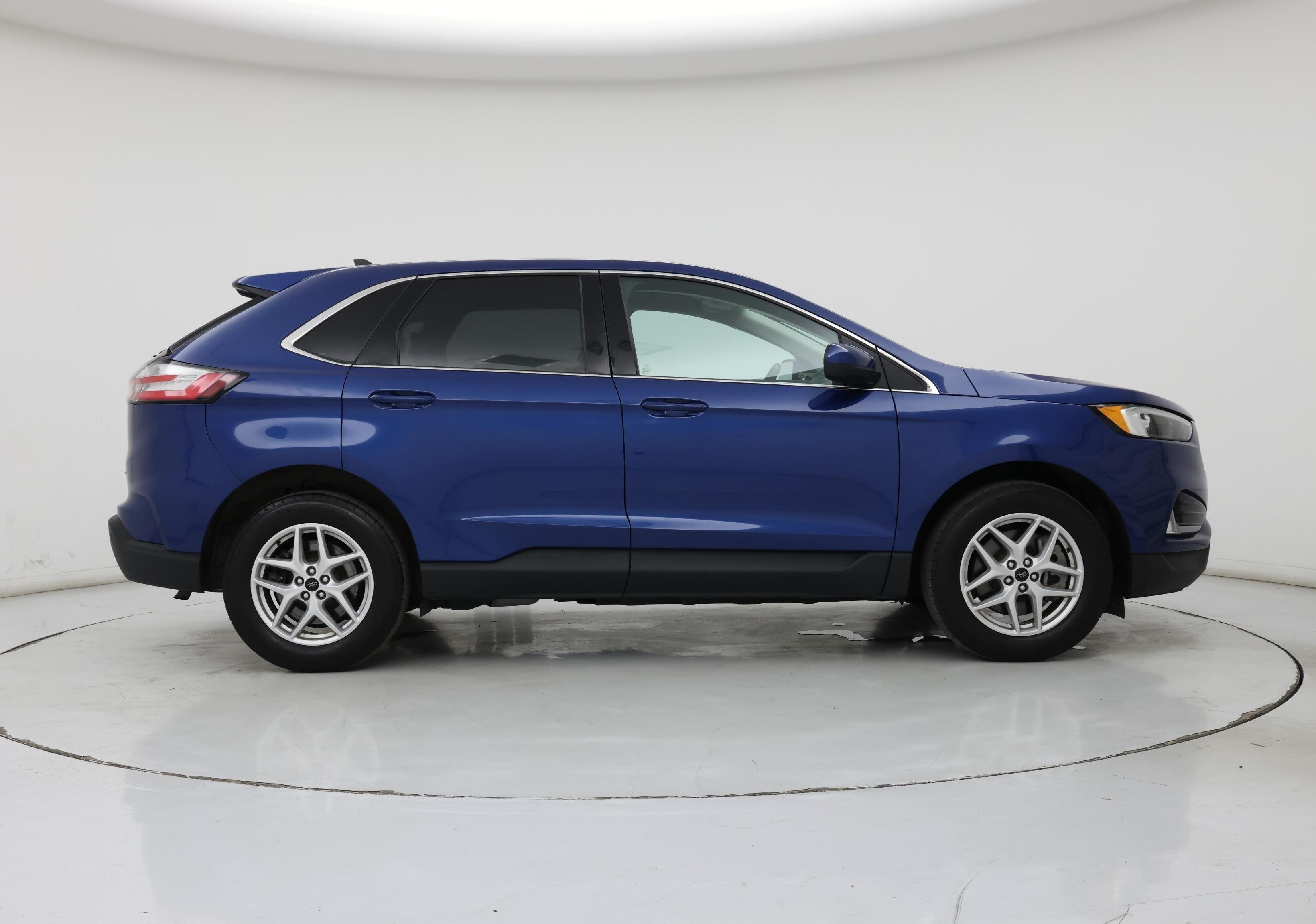 Thumbnail: 2023 Ford Edge - 7