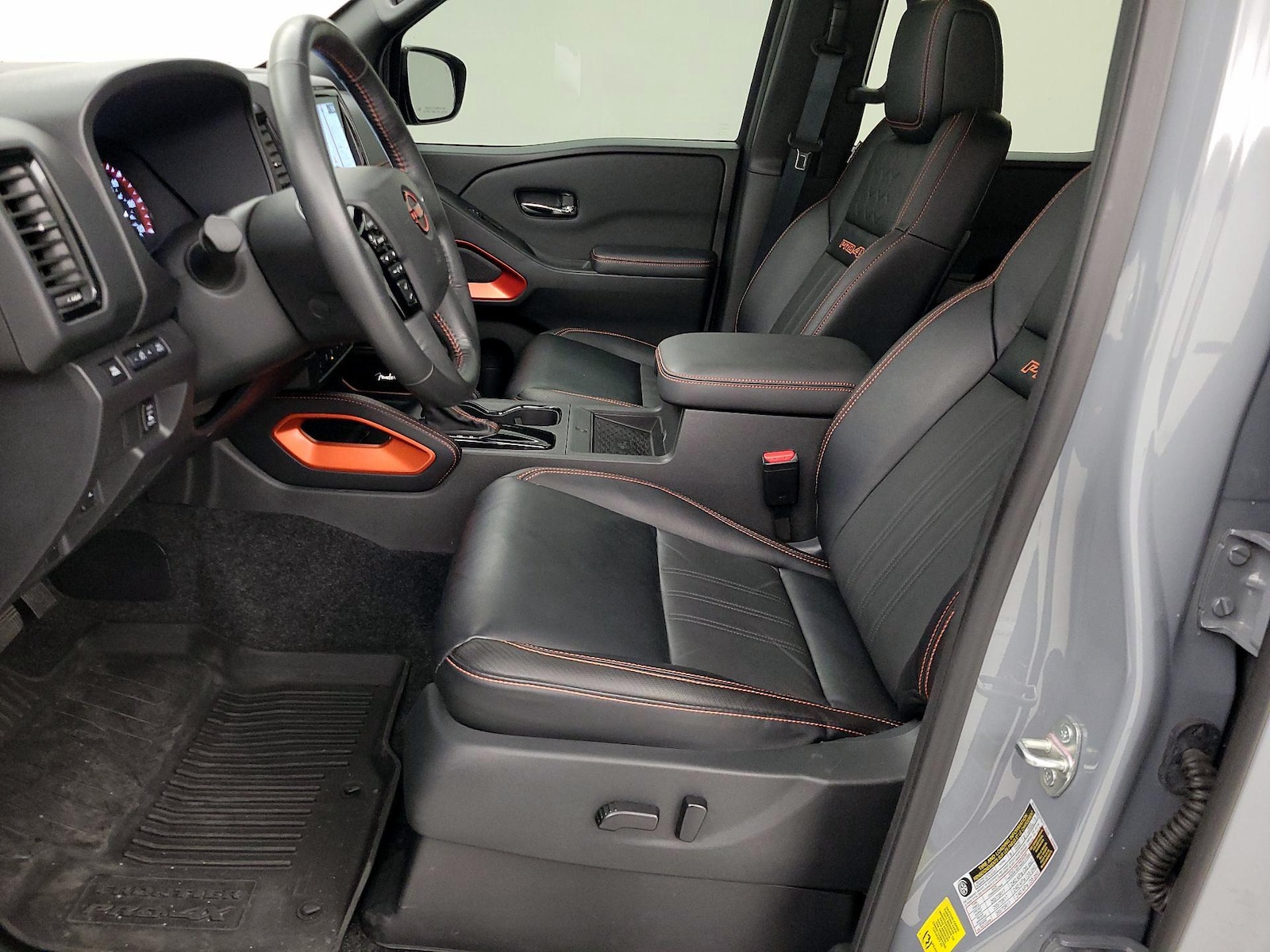 2024 Nissan Frontier PRO-4X - Photo 12