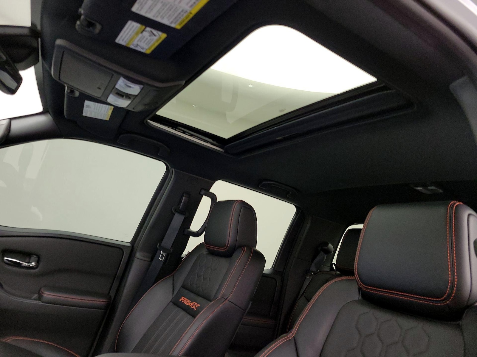 2024 Nissan Frontier PRO-4X - Photo 21