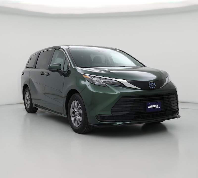 2024 Toyota Sienna Hybrid LE