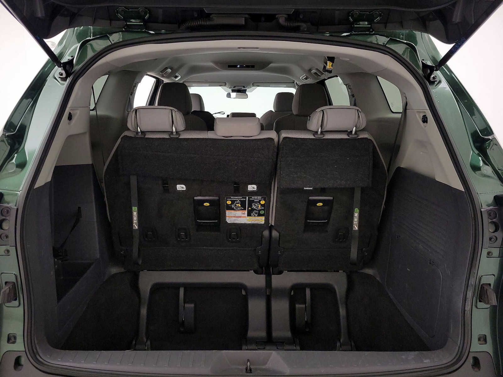 2024 Toyota Sienna LE - Photo 22