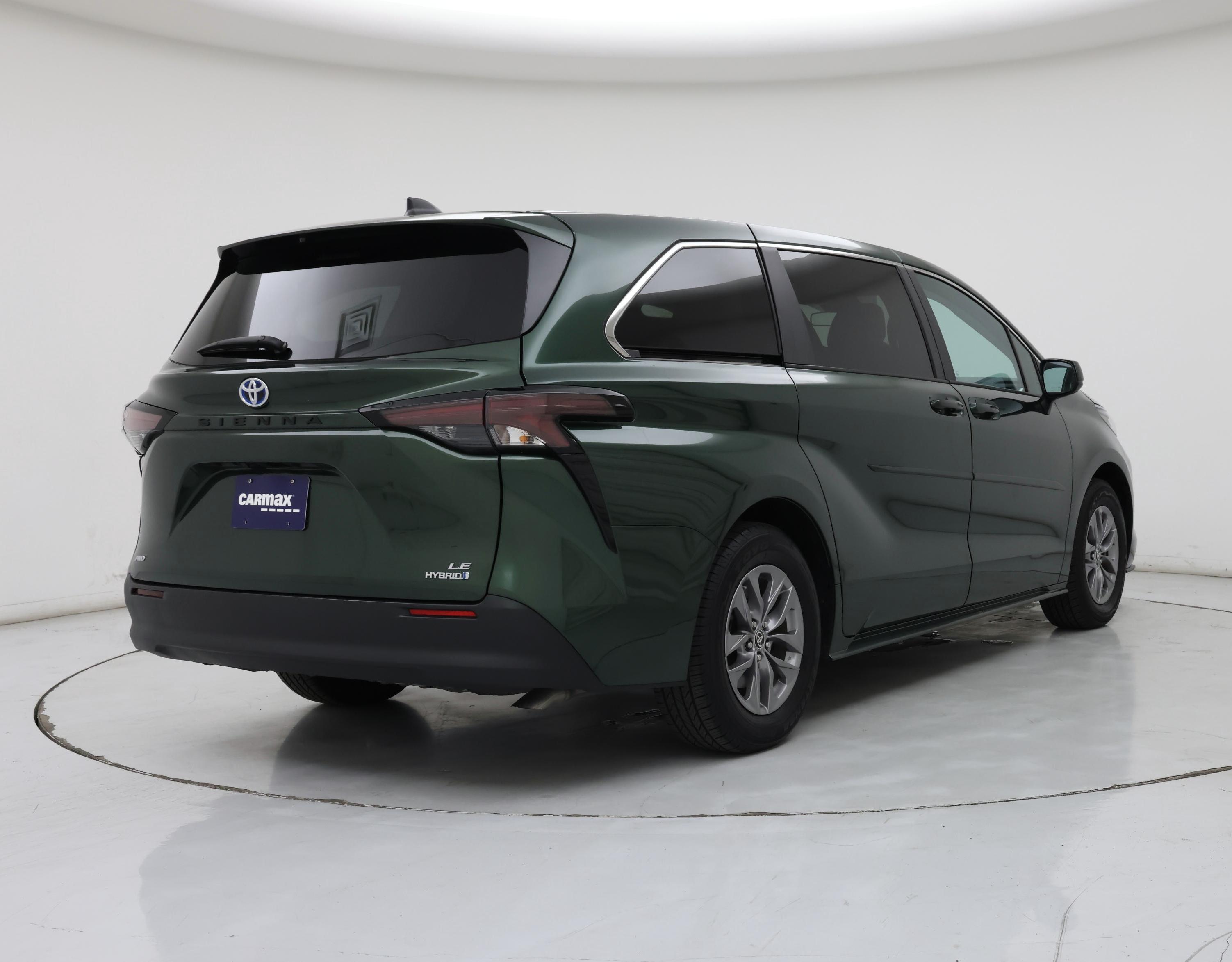 Thumbnail: 2024 Toyota Sienna - 8