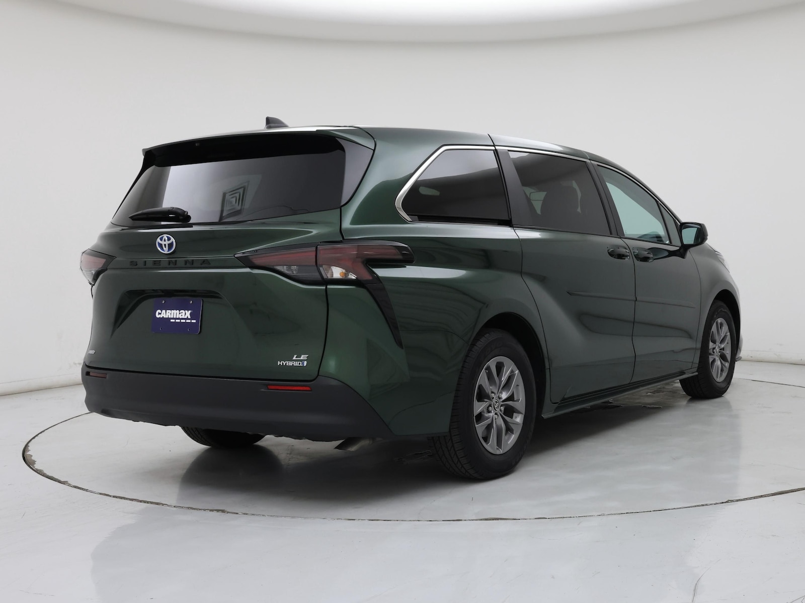 2024 Toyota Sienna LE - Photo 9