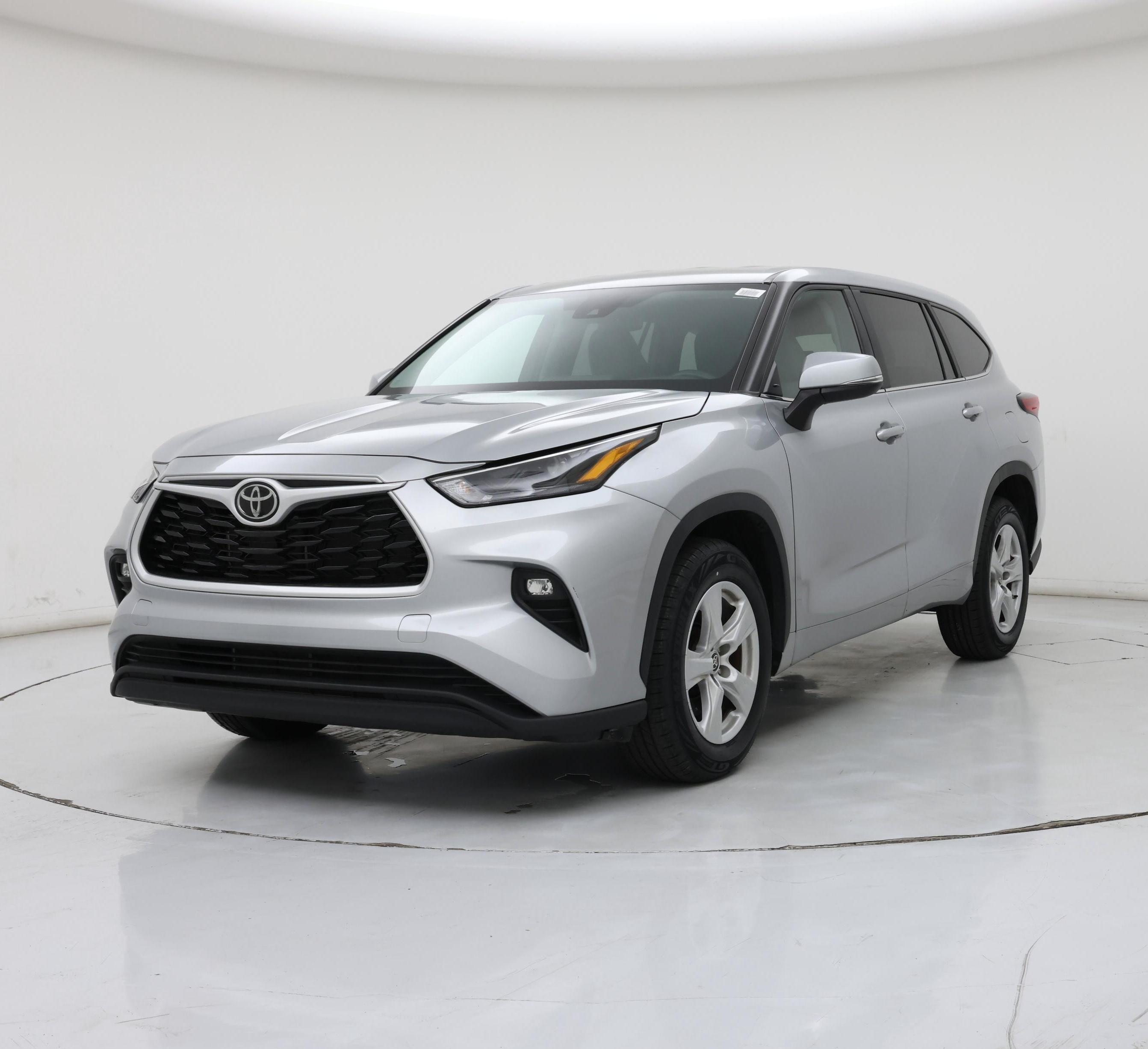 Thumbnail: 2023 Toyota Highlander - 4