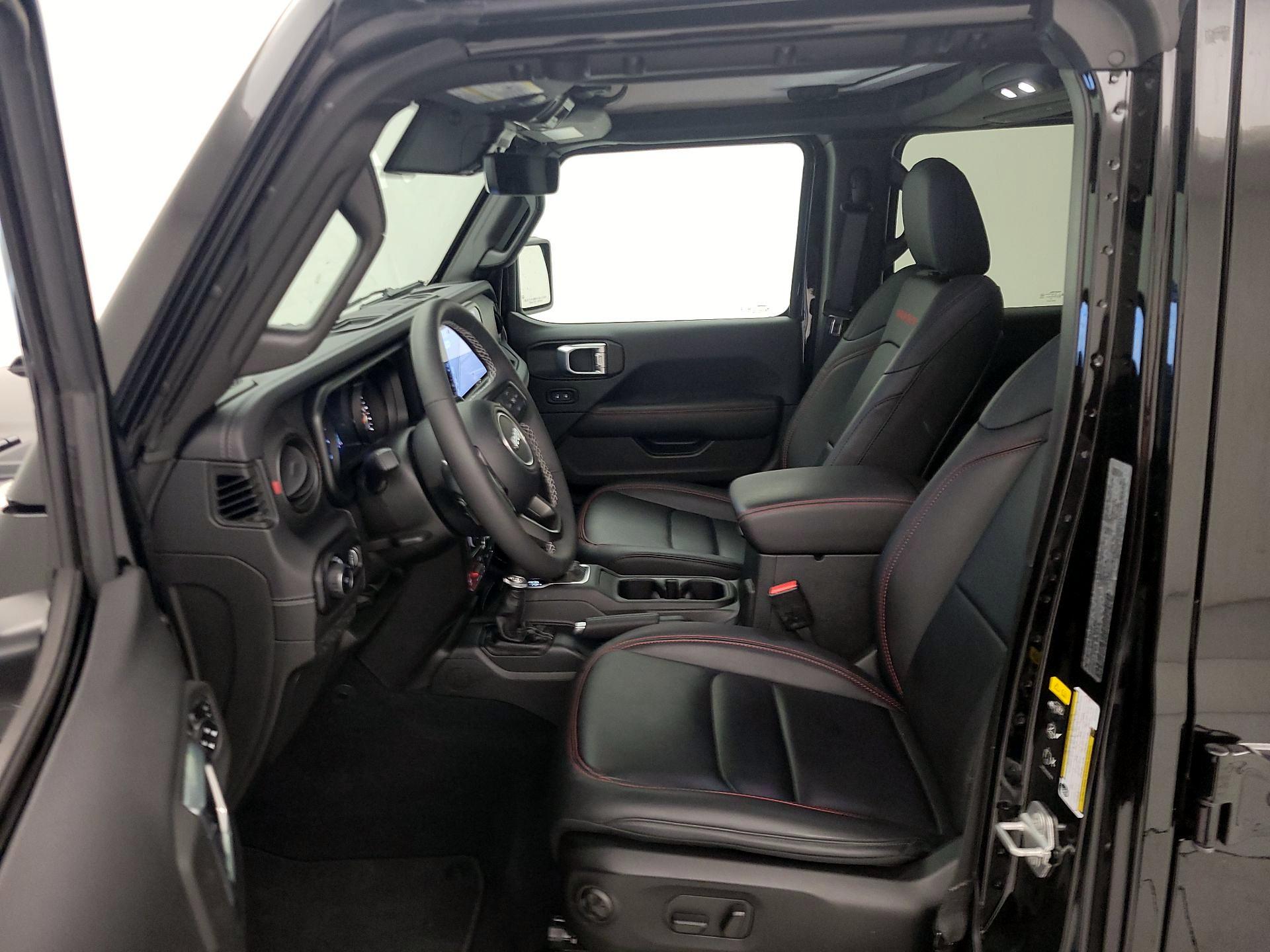 Thumbnail: 2025 Jeep Wrangler - 11