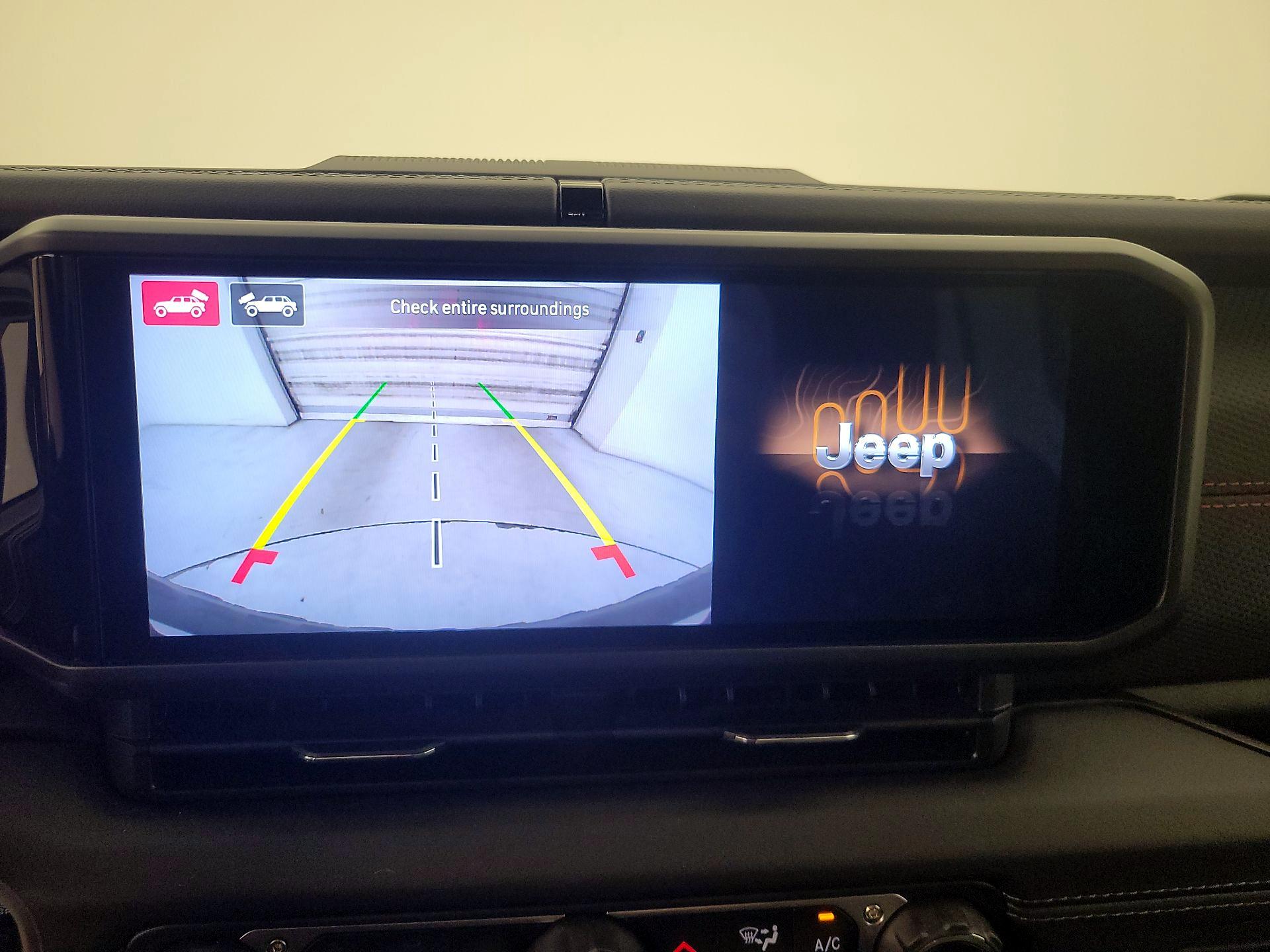Thumbnail: 2025 Jeep Wrangler - 15
