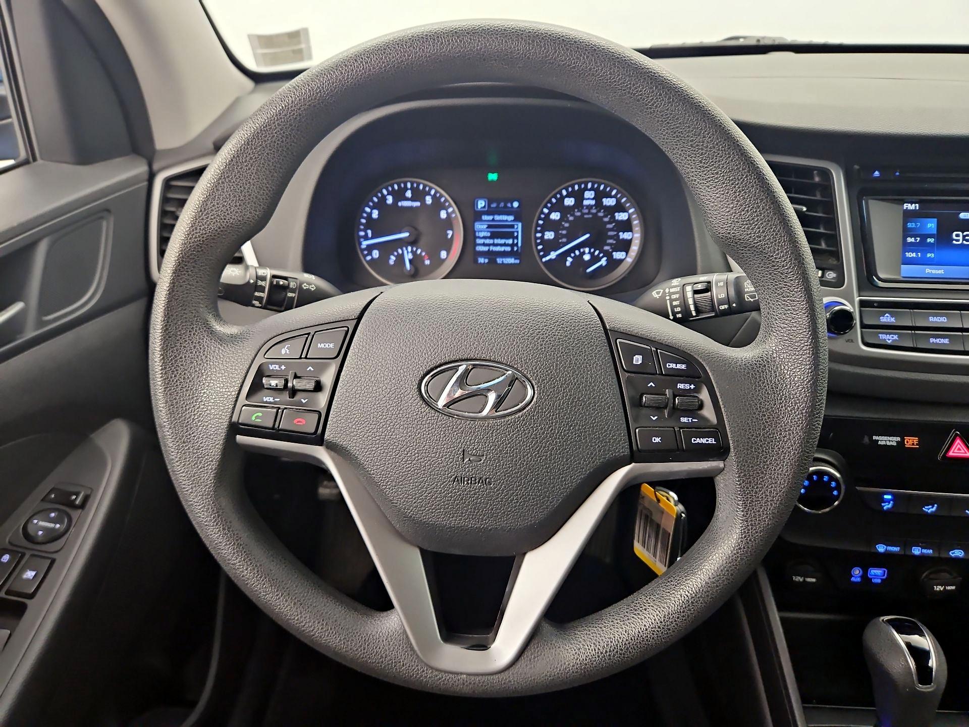 Thumbnail: 2017 Hyundai Tucson - 10