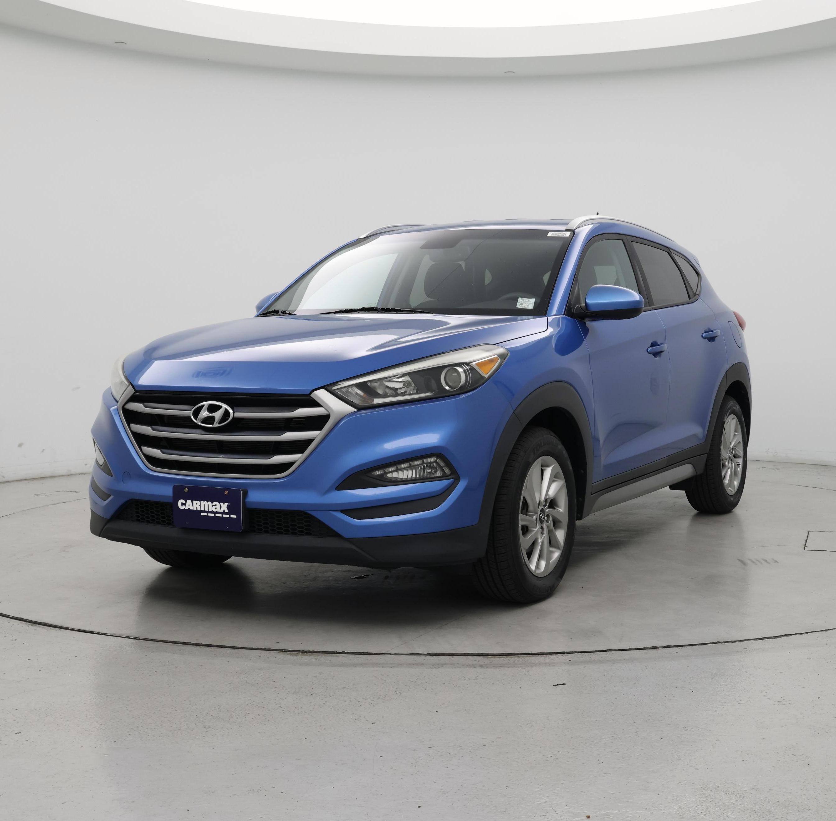 Thumbnail: 2017 Hyundai Tucson - 4