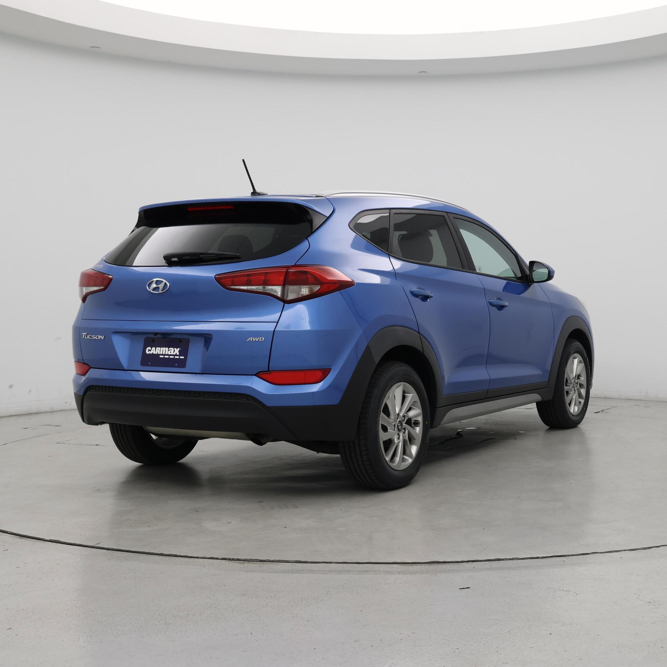 Thumbnail: 2017 Hyundai Tucson - 8