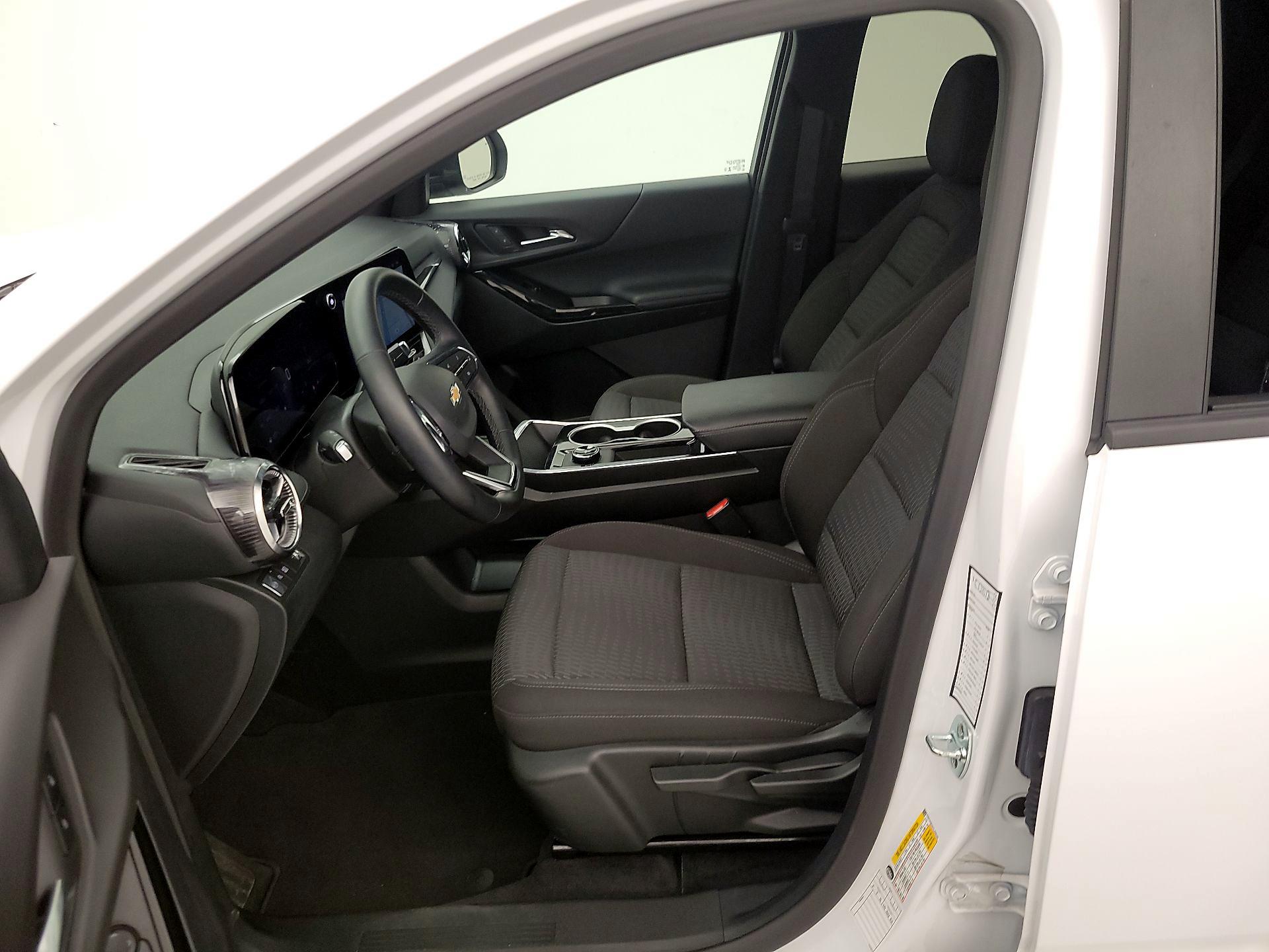Thumbnail: 2026 Chevrolet Equinox - 11