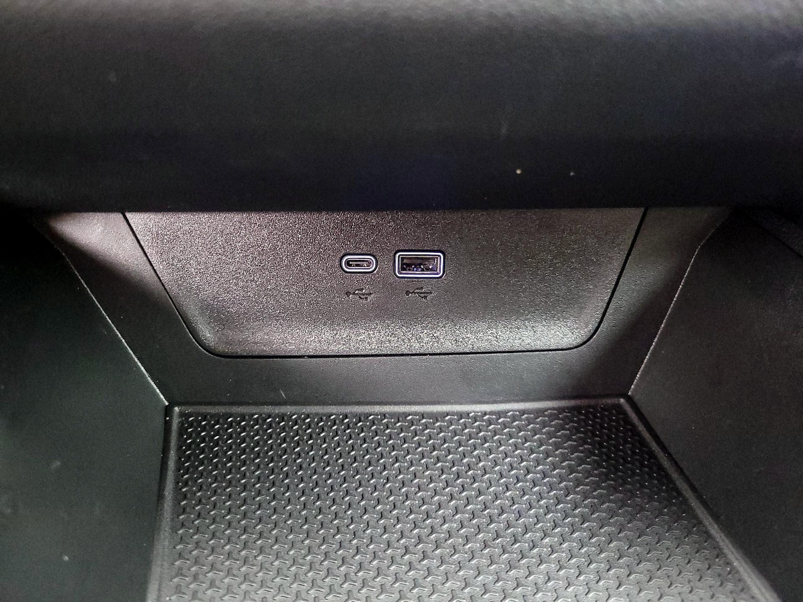 2026 Chevrolet Equinox LT - Photo 20