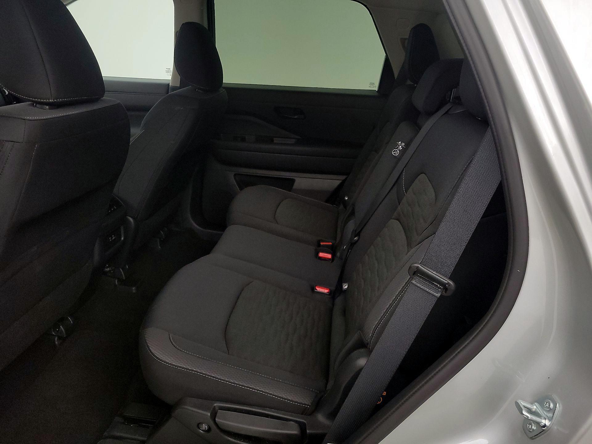 Thumbnail: 2025 Nissan Pathfinder - 19
