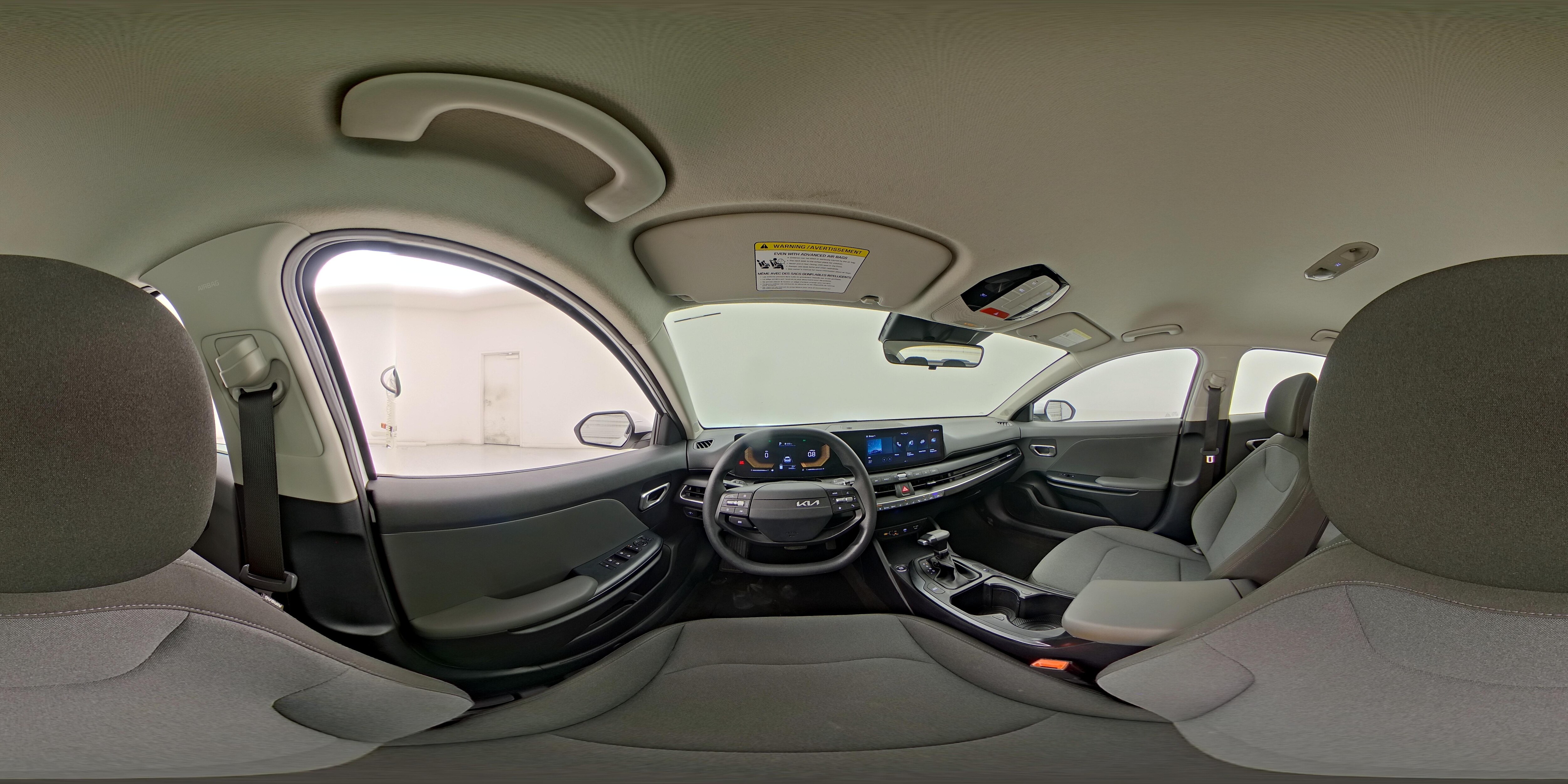 2025 Kia K4 LXS - Photo 26