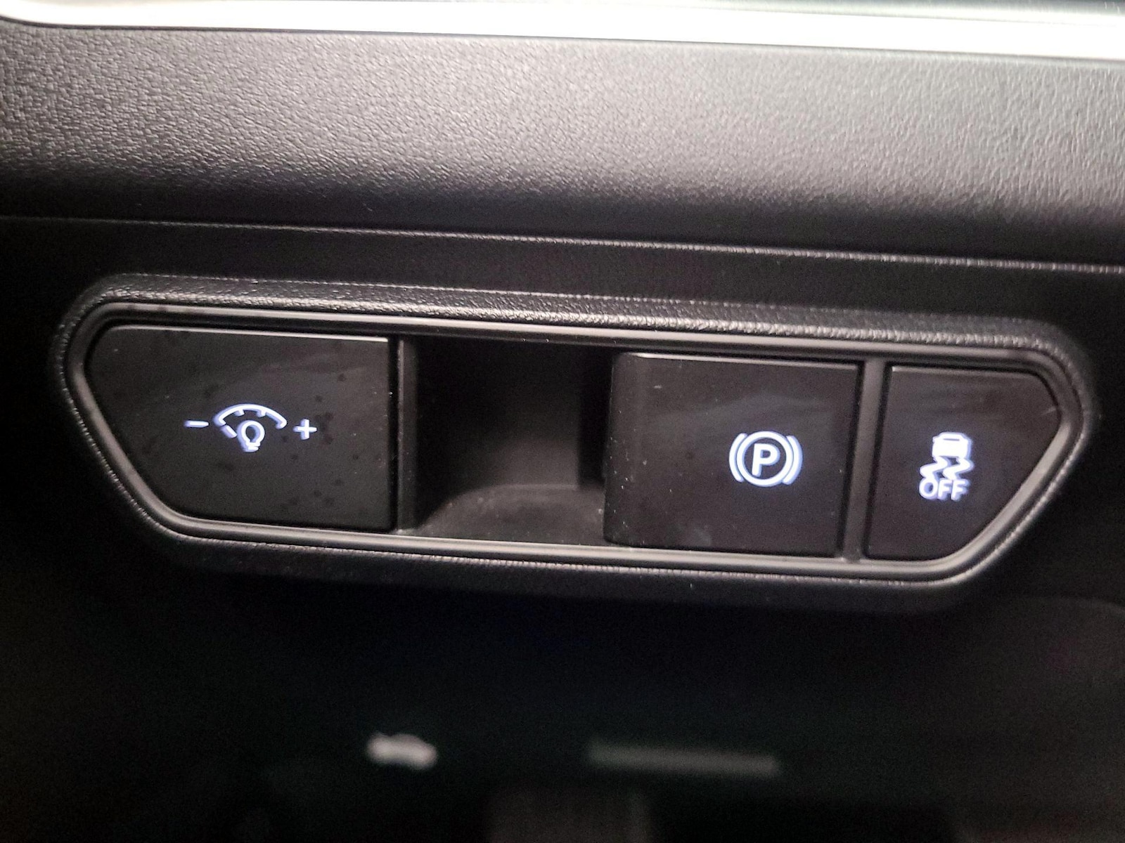 2025 Kia K4 LXS - Photo 14