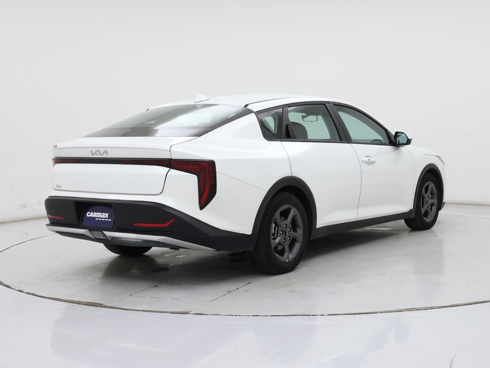 2025 Kia K4 LXS - Photo 9