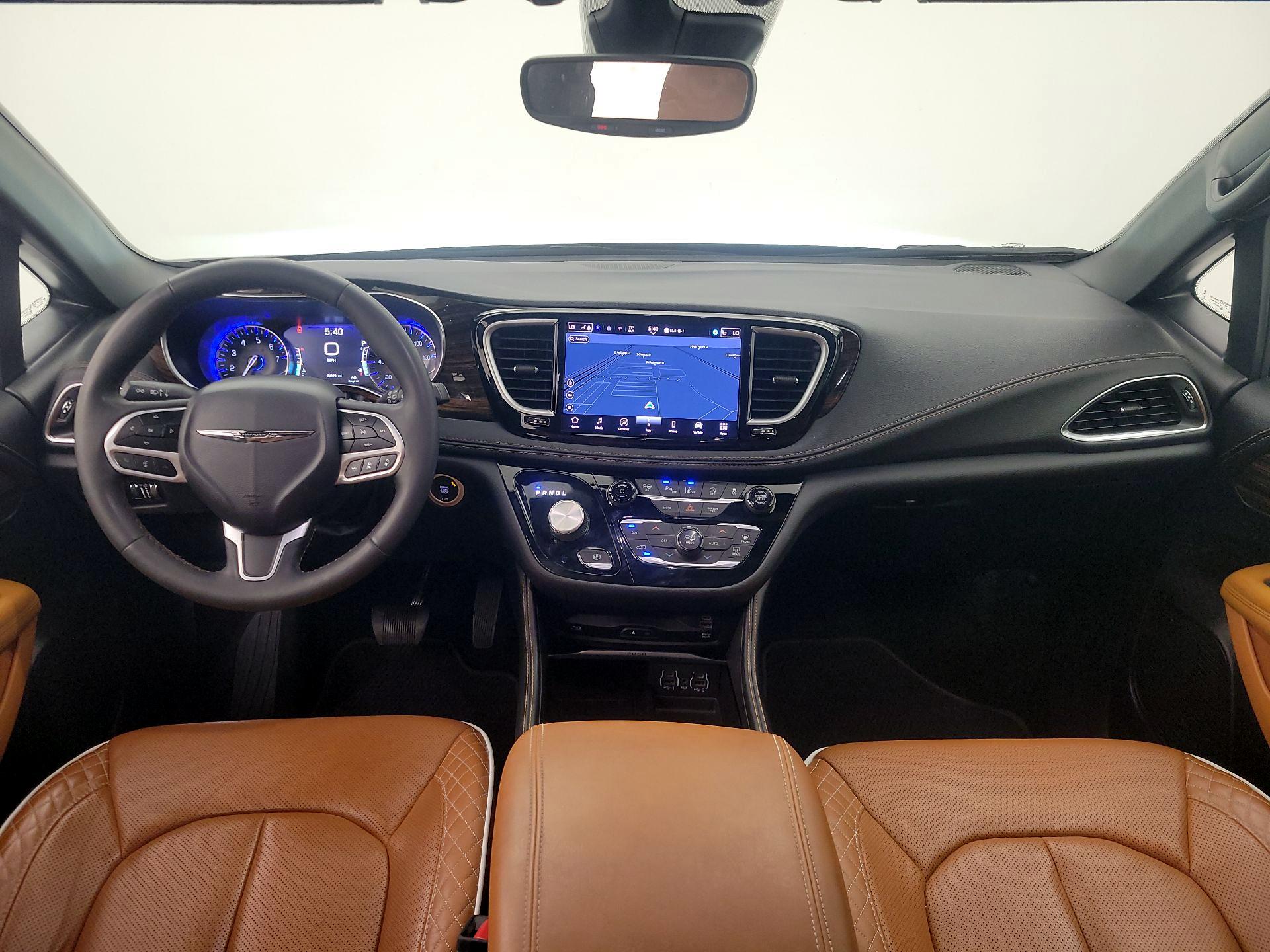 Thumbnail: 2024 Chrysler Pacifica - 9