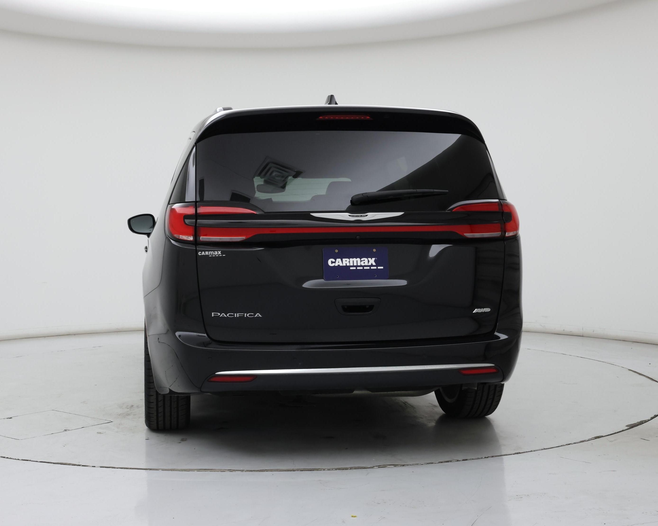Thumbnail: 2024 Chrysler Pacifica - 6