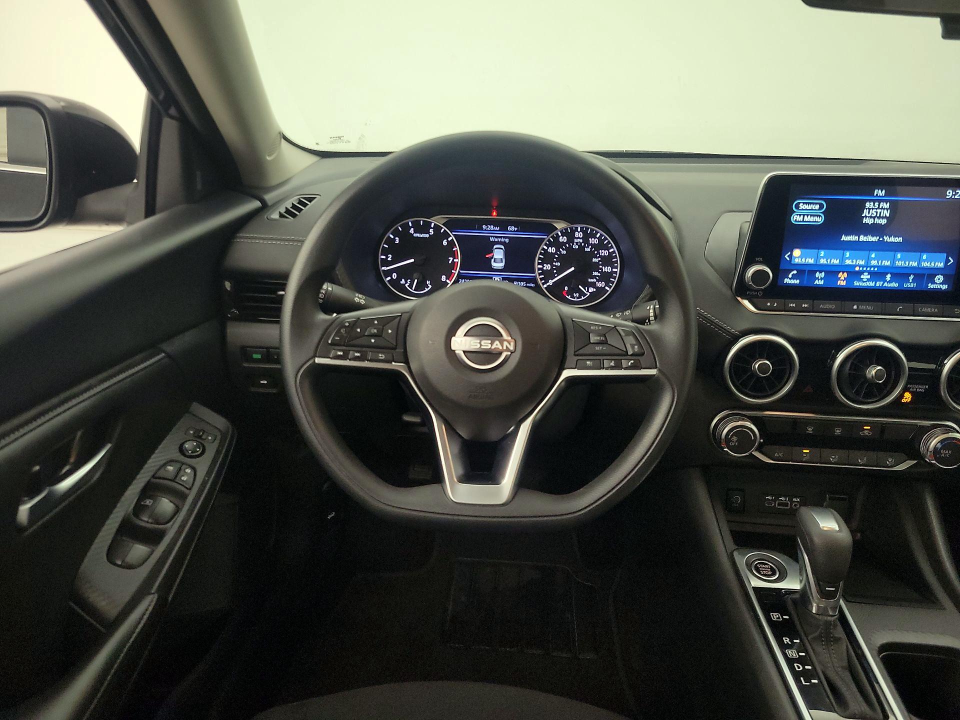 Thumbnail: 2025 Nissan Sentra - 10