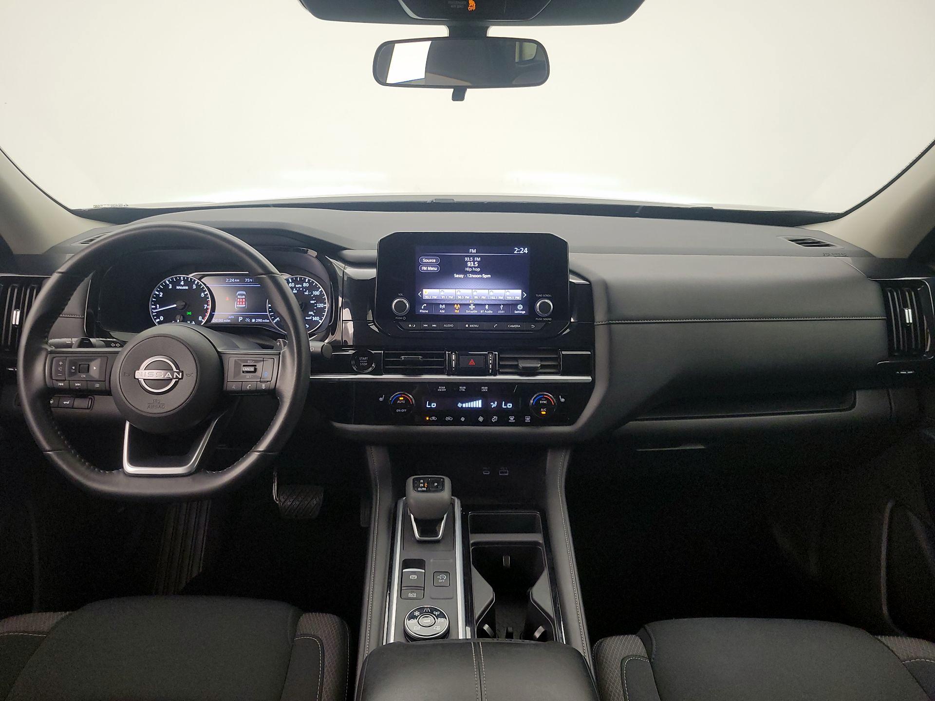 Thumbnail: 2025 Nissan Pathfinder - 9