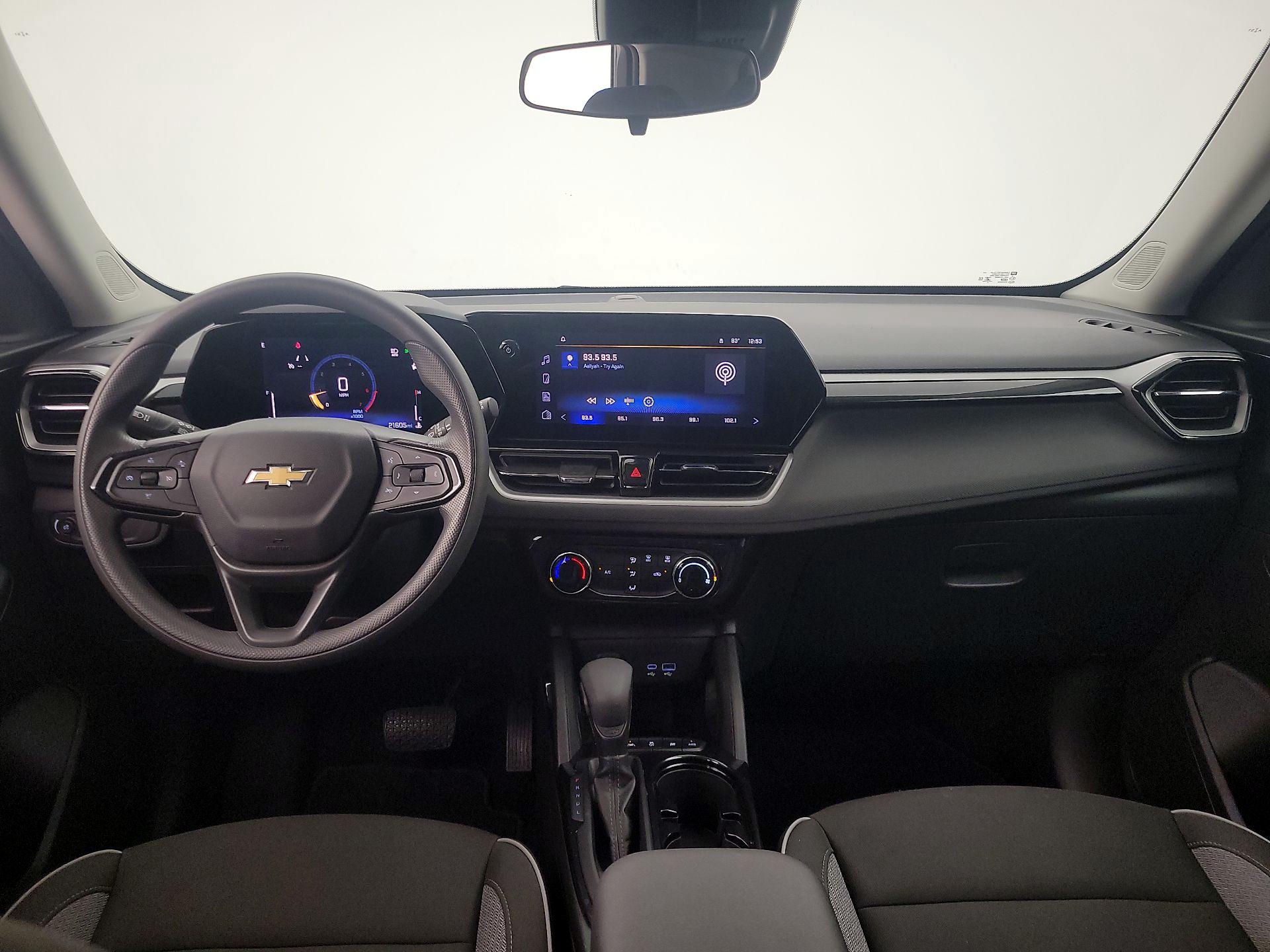 Thumbnail: 2025 Chevrolet TrailBlazer - 9