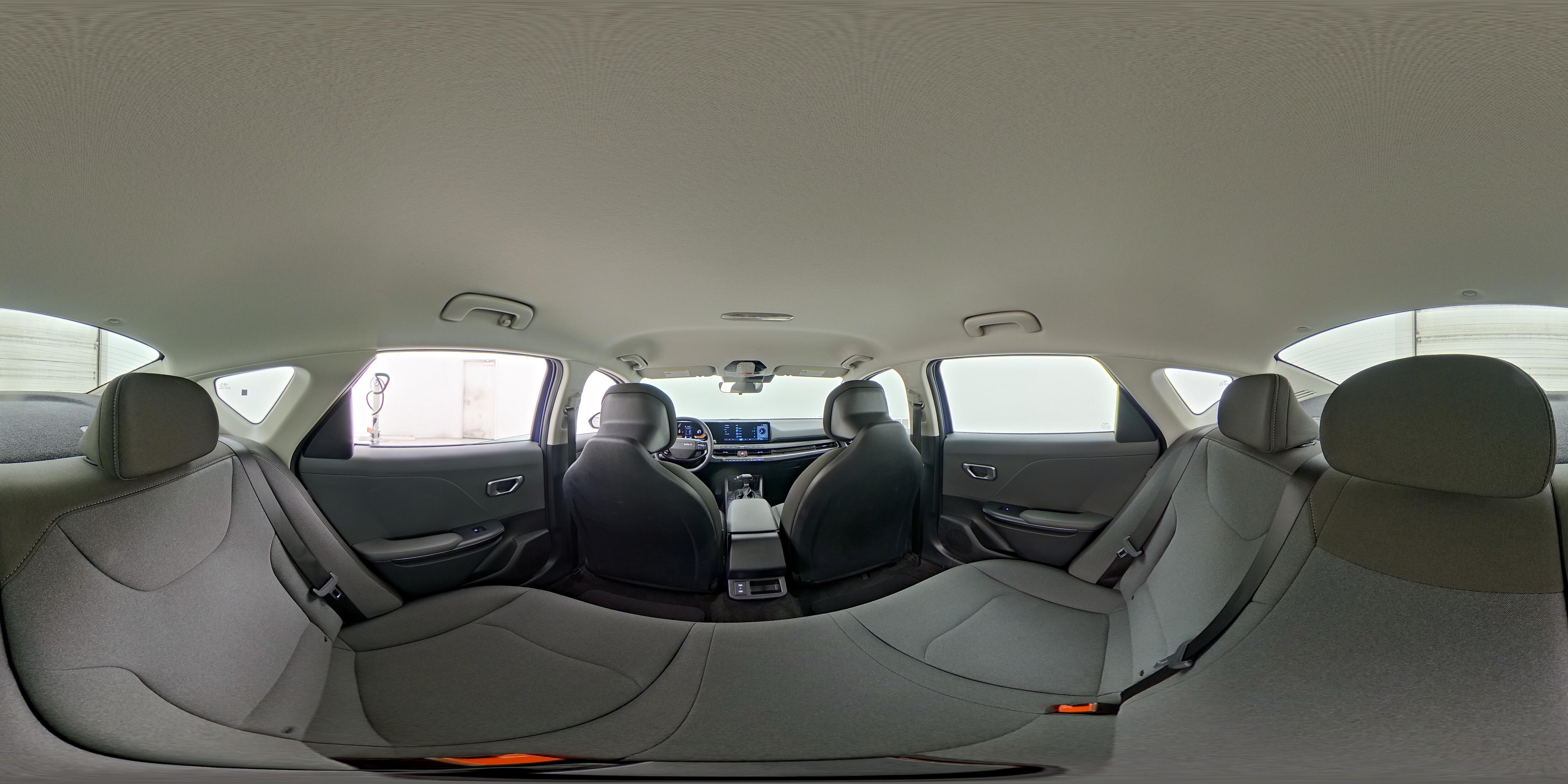2025 Kia K4 LXS - Photo 25