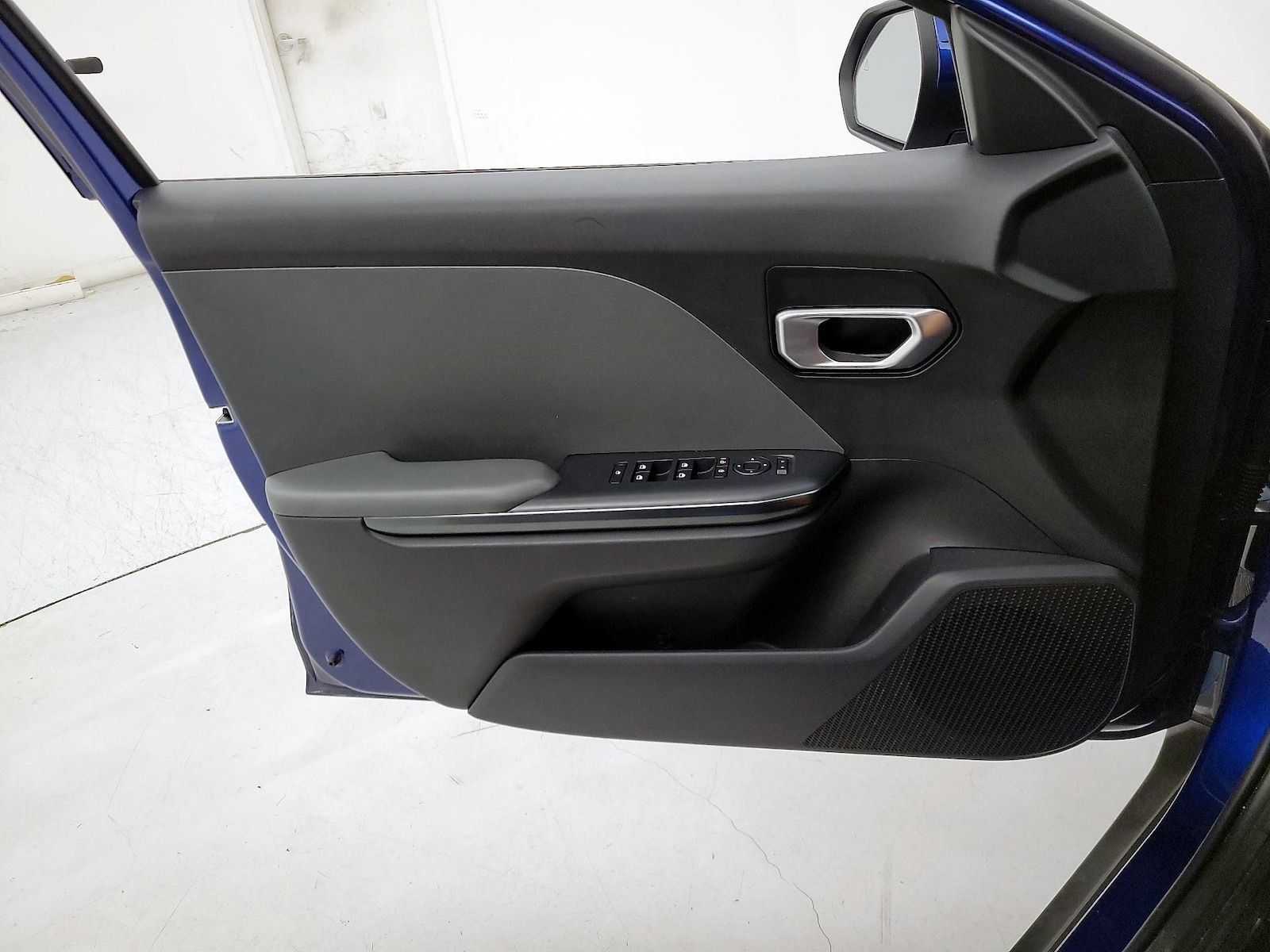 2025 Kia K4 LXS - Photo 13