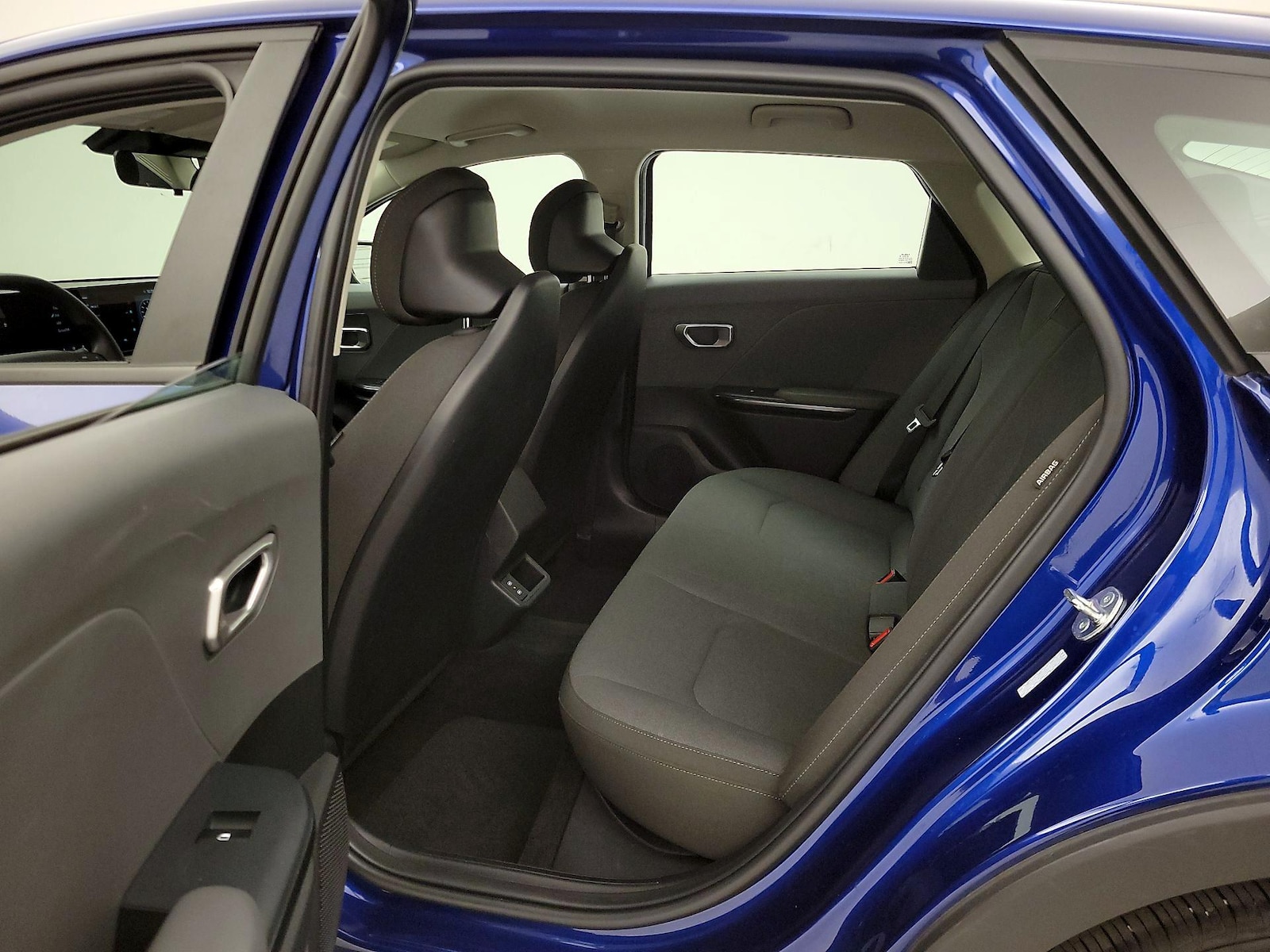 2025 Kia K4 LXS - Photo 20