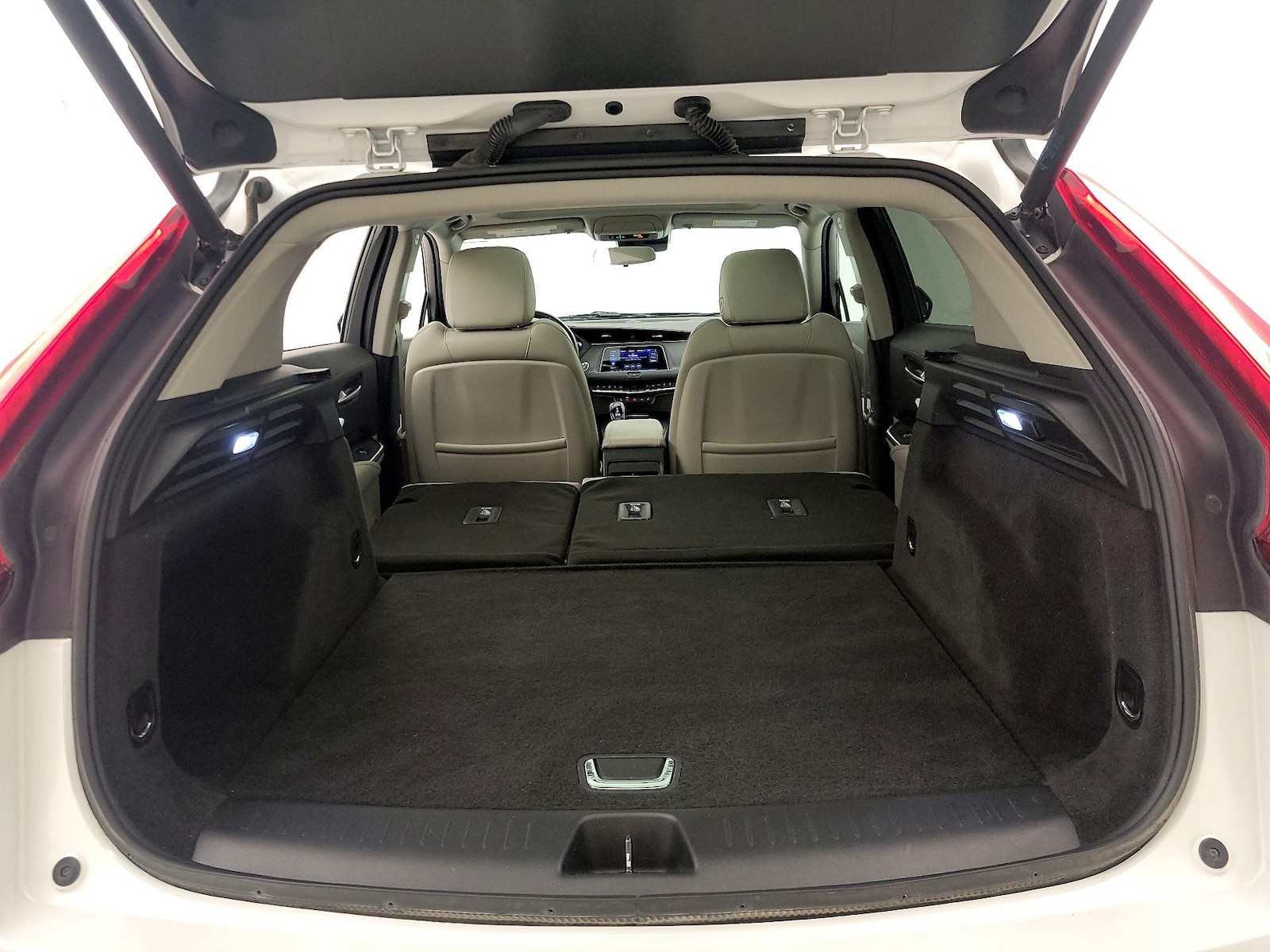 2023 Cadillac XT4 Luxury - Photo 23