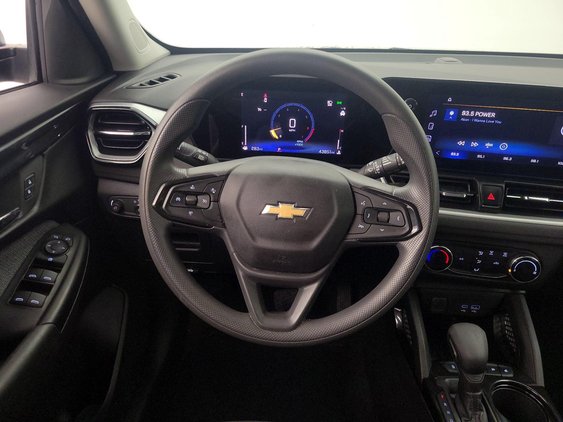 Thumbnail: 2024 Chevrolet TrailBlazer - 10