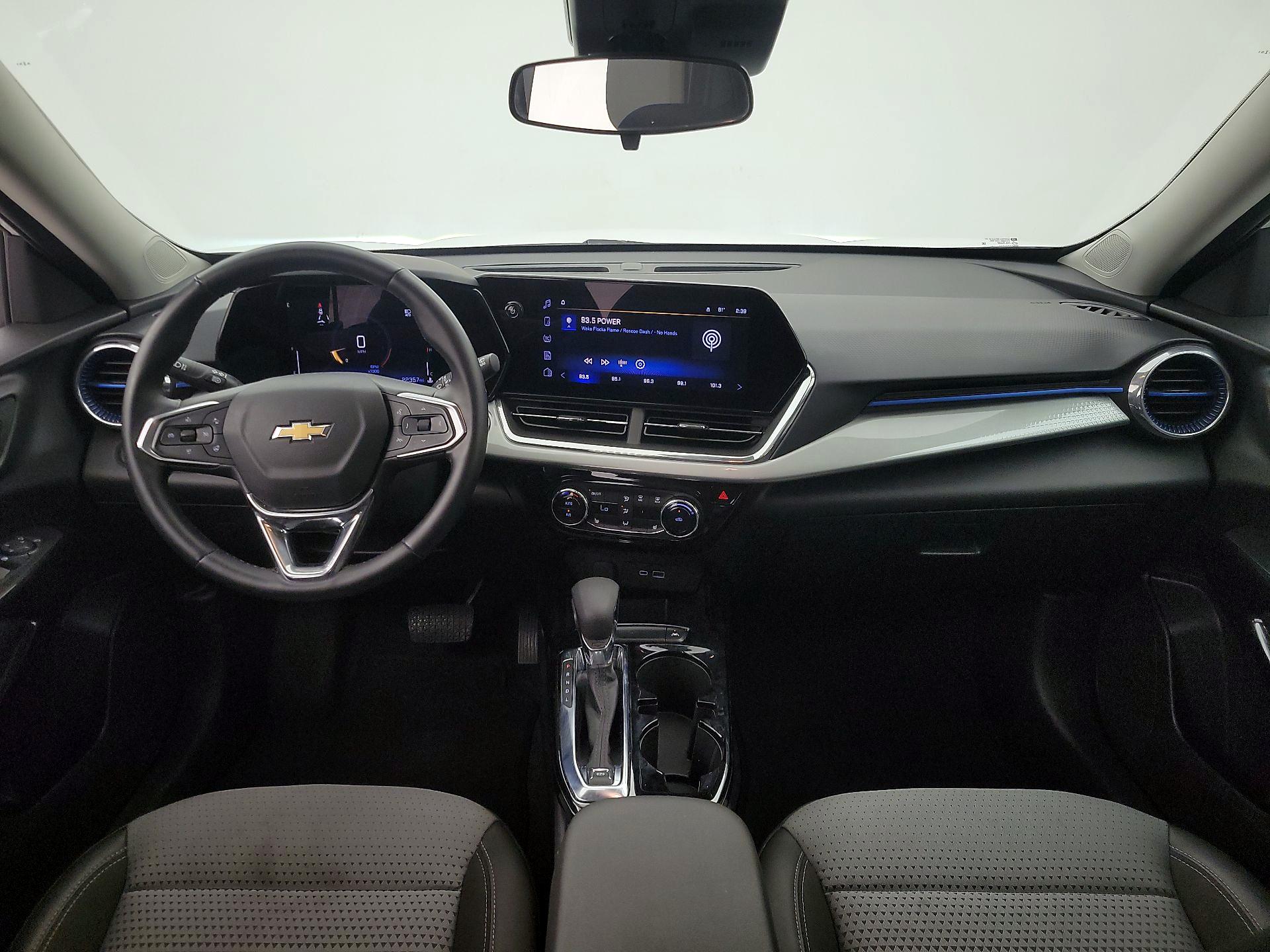 Thumbnail: 2025 Chevrolet Trax - 9