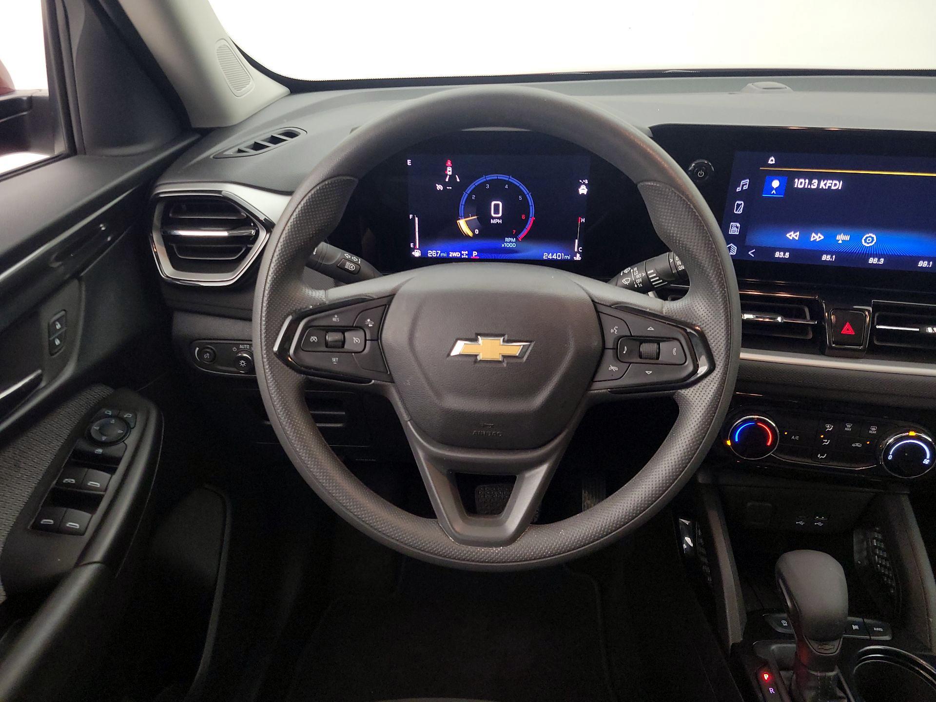 Thumbnail: 2025 Chevrolet TrailBlazer - 10