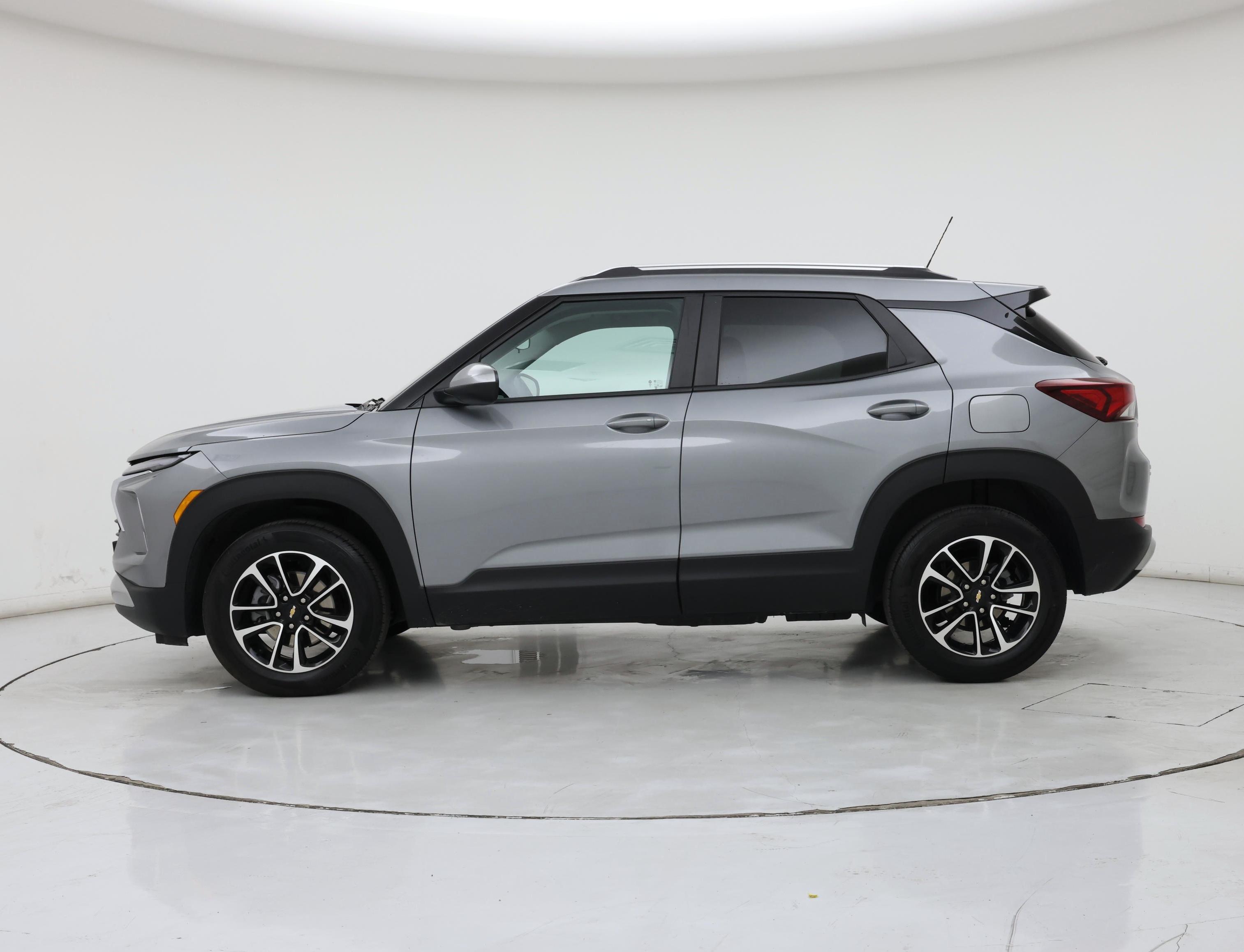 Thumbnail: 2025 Chevrolet TrailBlazer - 3