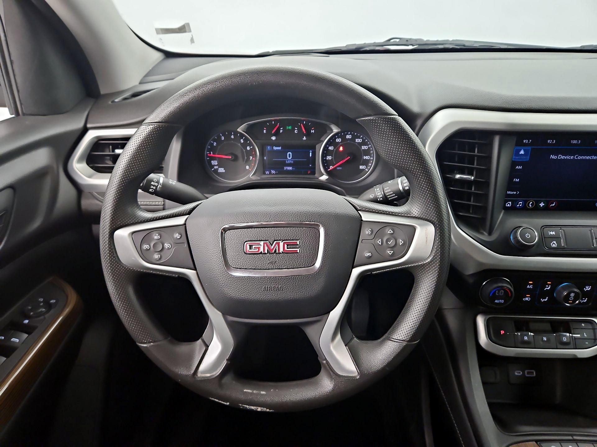 Thumbnail: 2023 GMC Acadia - 10
