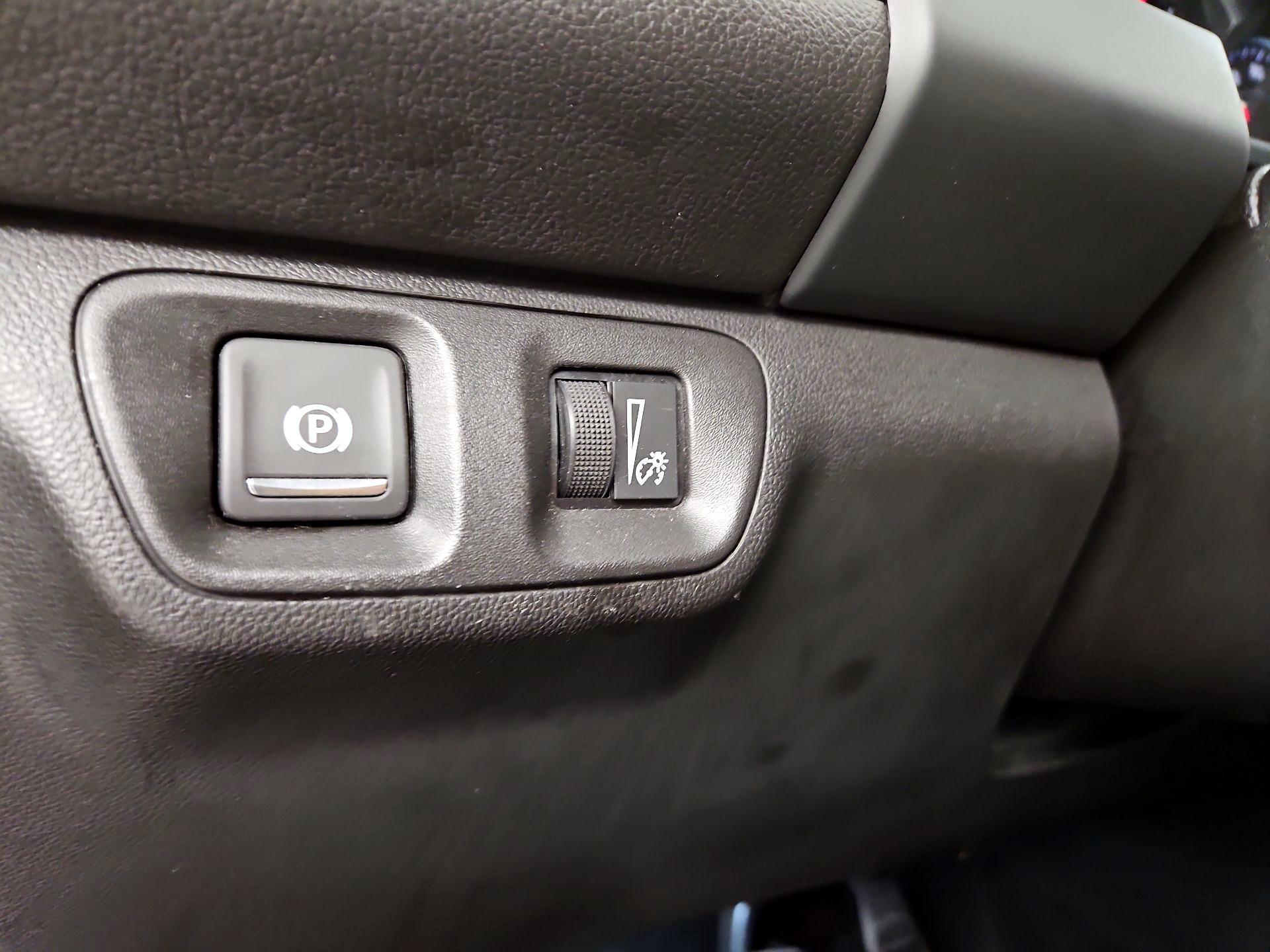 Thumbnail: 2023 GMC Acadia - 13