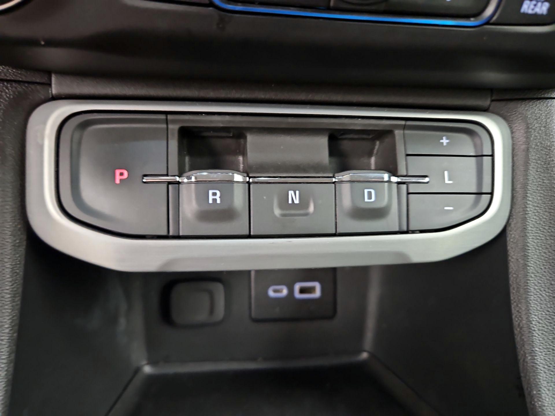 Thumbnail: 2023 GMC Acadia - 17